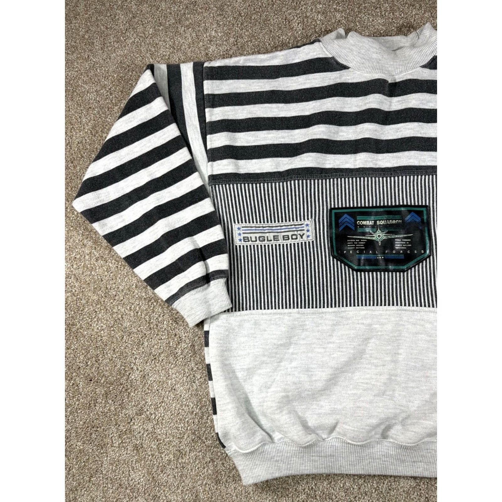 Bugle Boy VINTAGE Bugle Boy Special Forces CL-950 Patched Sweatshirt Shirt Mens Small Gray Black Short Sleeve? Size US S / EU 44-46 / 1 - 2 Thumbnail