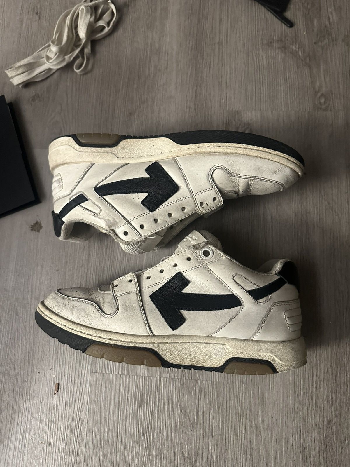 Off-White Size 7.5 - Off-White Out Of Office OOO White - 16251576 Size US 7.5 / EU 40-41 - 3 Thumbnail
