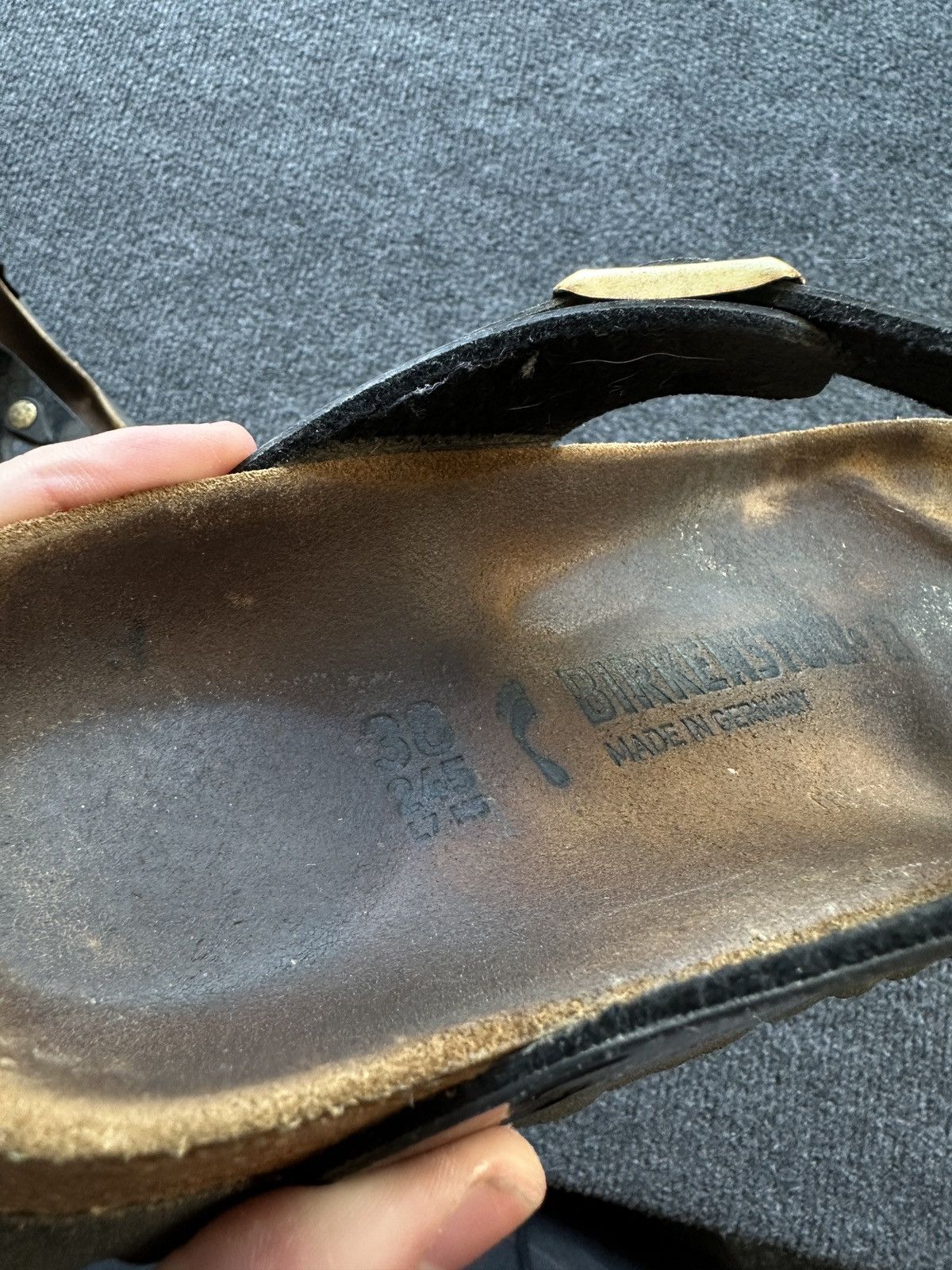 Birkenstock 🚨Vintage Birkenstock 38 black gold Luxe Sandals rare slides Size US 8 / IT 38 - 13 Thumbnail