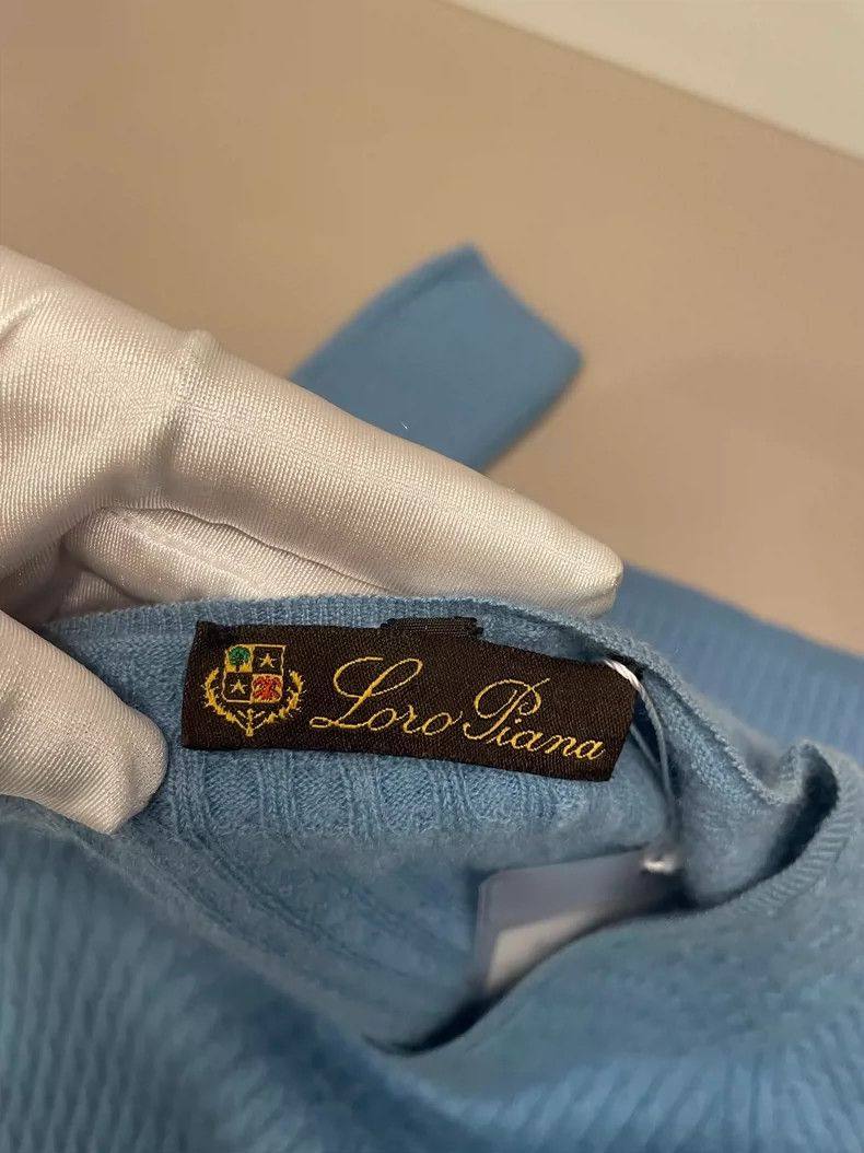 Loro Piana LORO PIANA Blue cashmere V-neck sweater Size M / US 6-8 / IT 42-44 - 9 Thumbnail