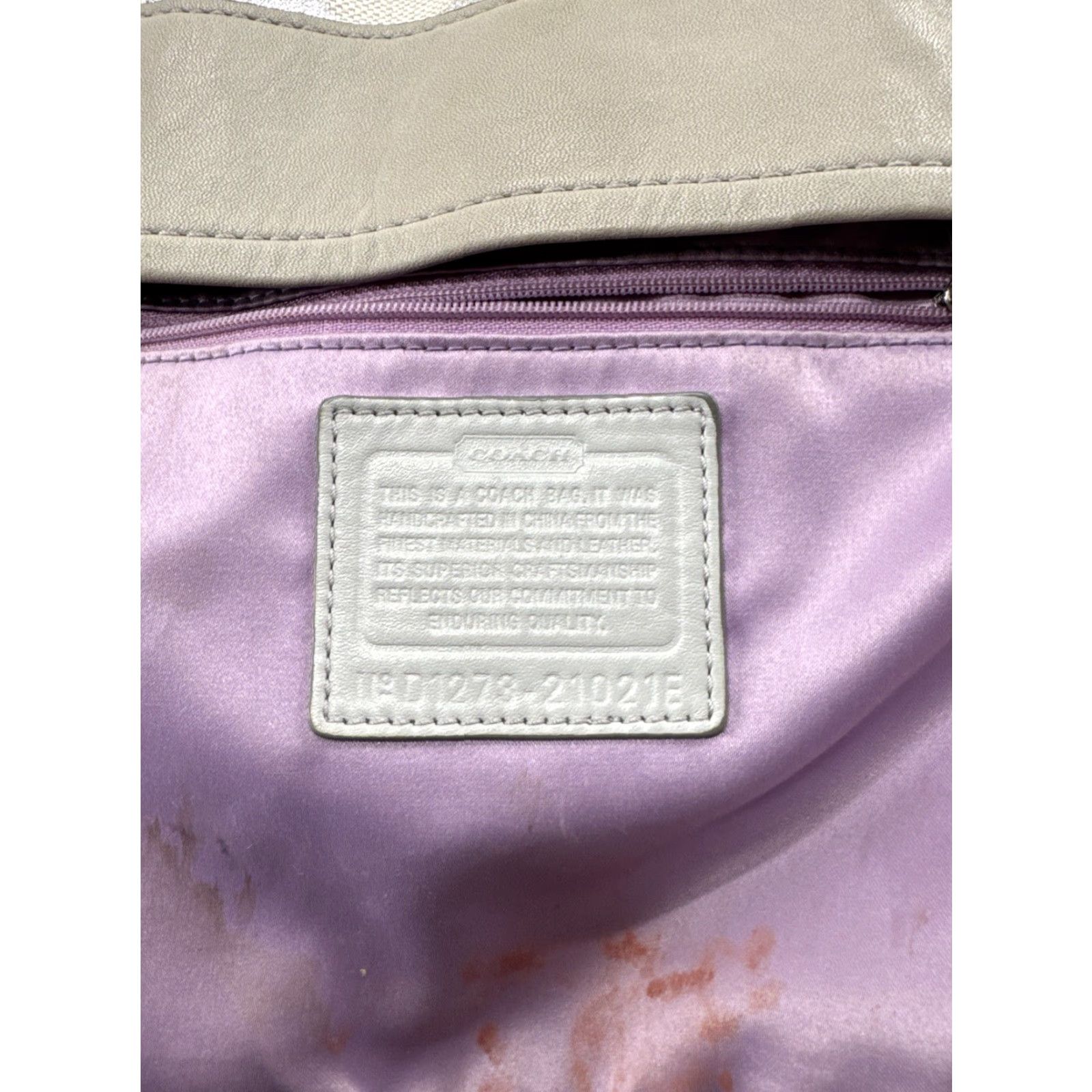 Coach Coach Ashley Signature Op Art Hippie Purse Silver Cream Shoulder Handbag 21021E Size ONE SIZE - 6 Thumbnail