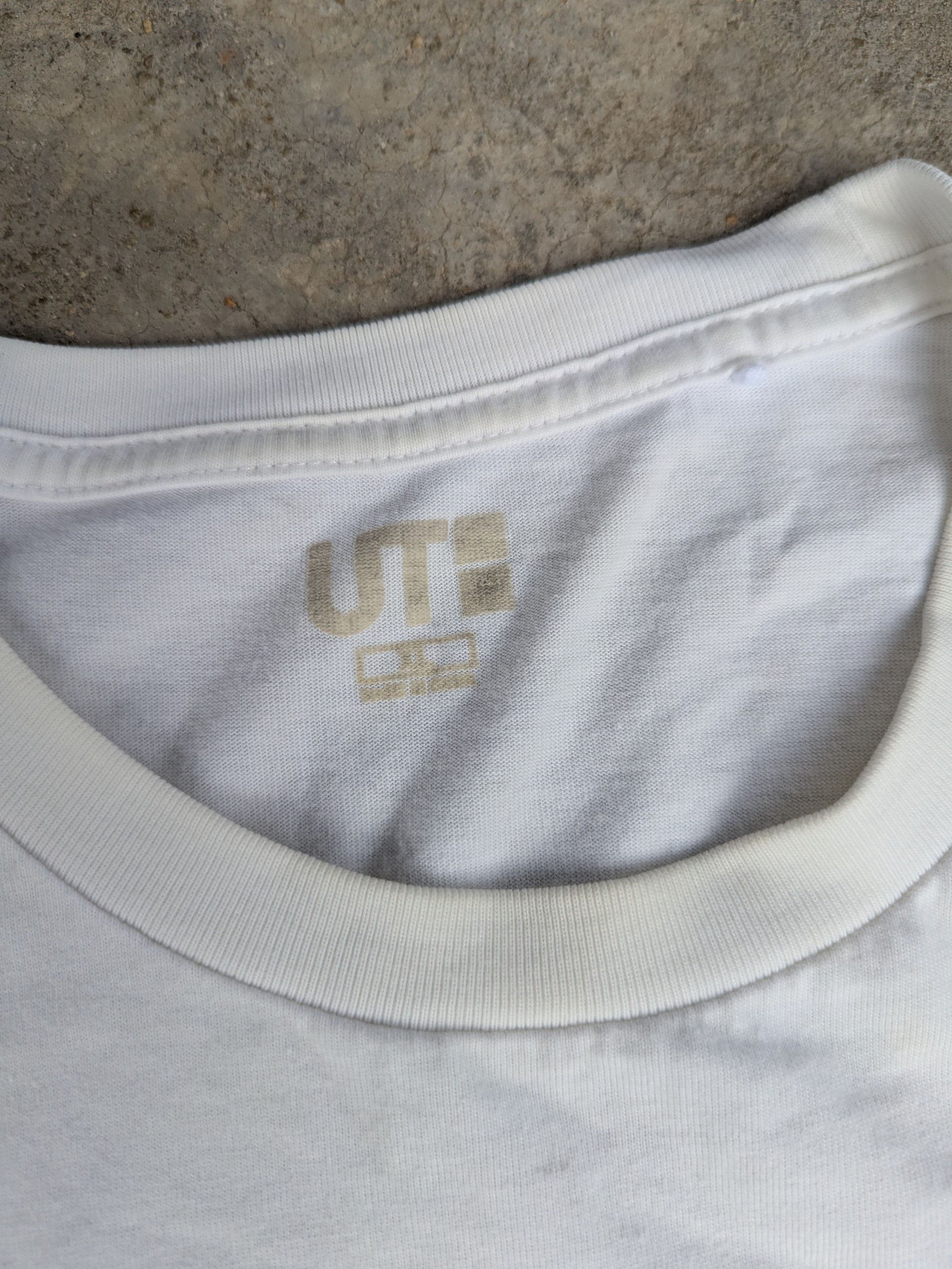 Anime × Japanese Brand × Uniqlo Uniqlo Sushi Menu Shirt Japanese Food Size US M / EU 48-50 / 2 - 5 Thumbnail