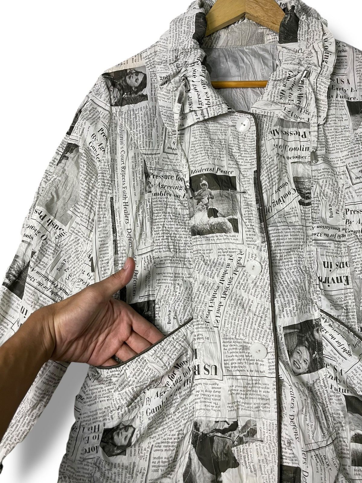 Designer × Japanese Brand × Vintage Ellaputa x Japanese Newspaper Patterned Jacket(42) Size US S / EU 44-46 / 1 - 5 Thumbnail