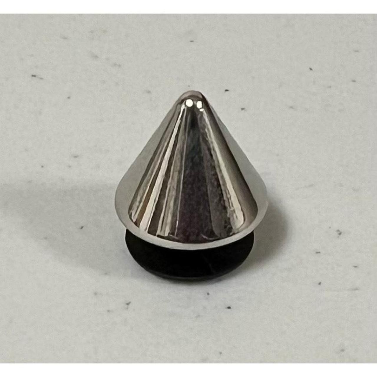 Crocs × Vintage Crocs Silver Spike Punk Goth Jibbitz Shoe Shoes Charm 🔪⛓️ Size ONE SIZE - 2 Thumbnail