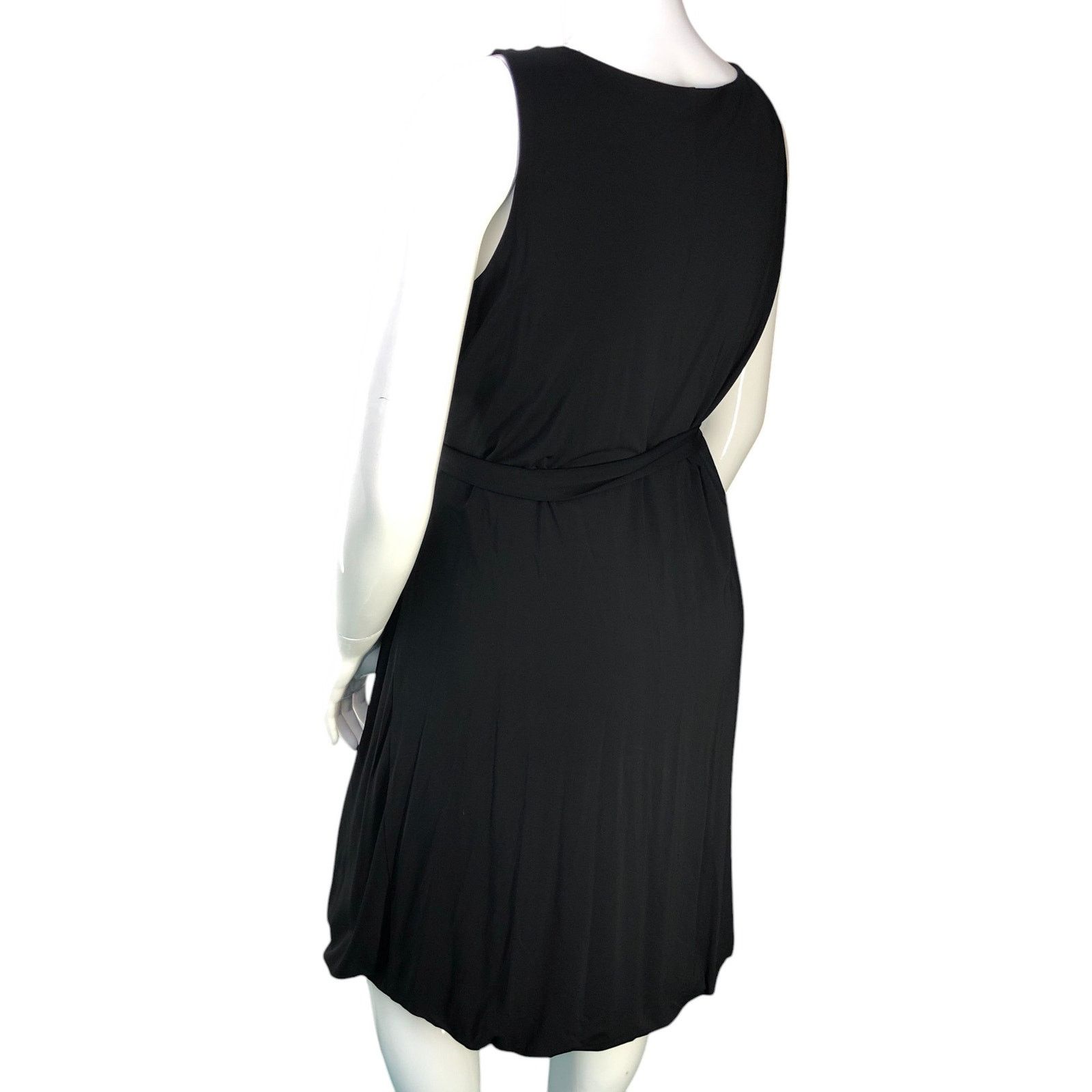Lafayette 148 Lafayette 148 Size XL Dress Bubble Hem Scoop Neck Stretch Size XL / US 12-14 / IT 48-50 - 6 Thumbnail