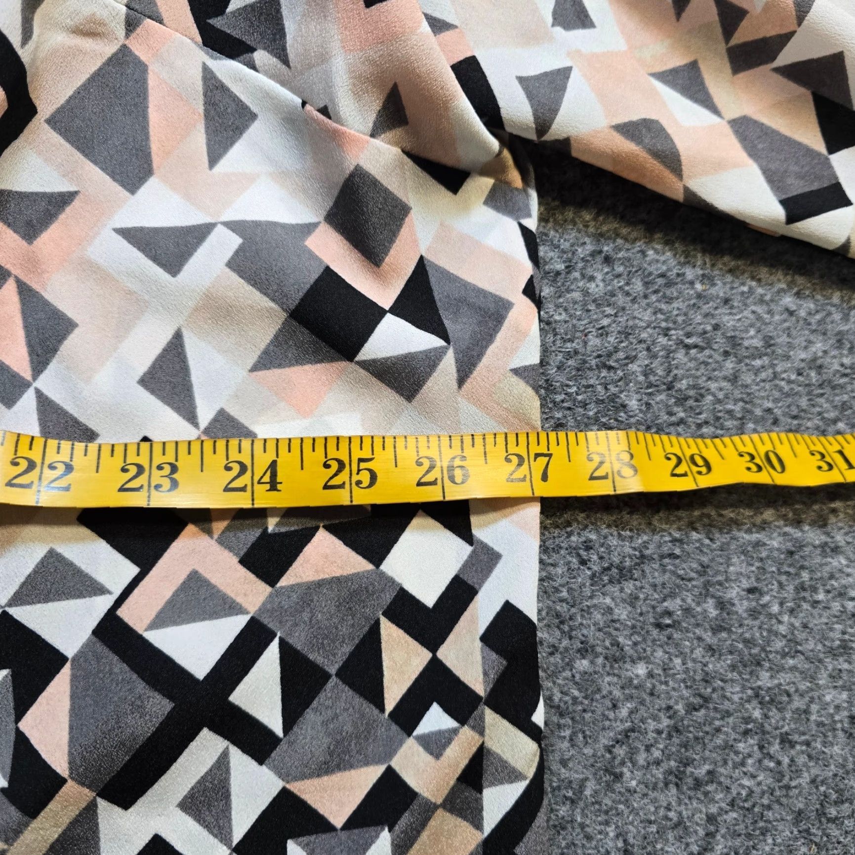 Calvin Klein Calvin Klein Blouse Womens 2X Gray Pink Geometric Button Sheer Career Casual Shirt Size XXL / US 16-18 / IT 52-54 - 5 Thumbnail
