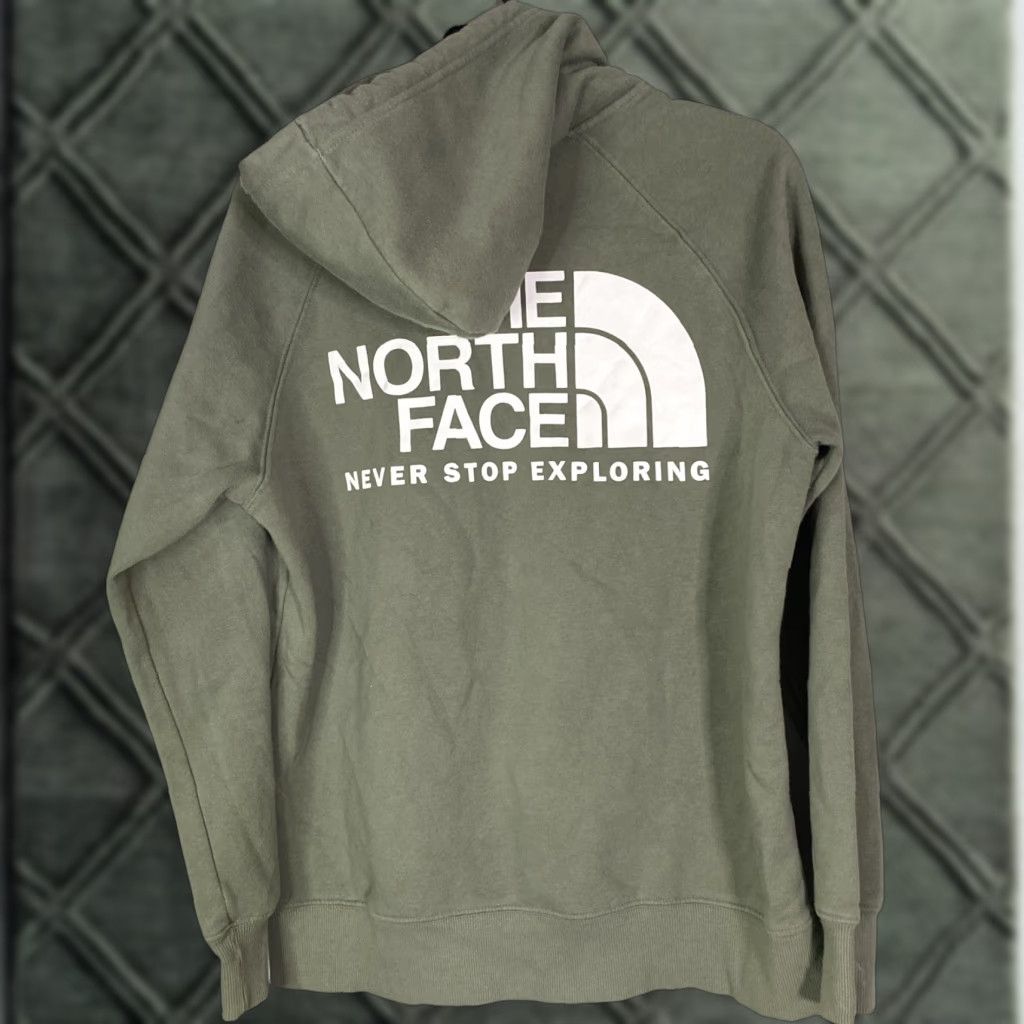 The North Face The North Face Womens Medium Green Hoodie Hiking M 22x26 Pullover activewear, Women's, Regular fit Size M / US 6-8 / IT 42-44 - 1 Thumbnail