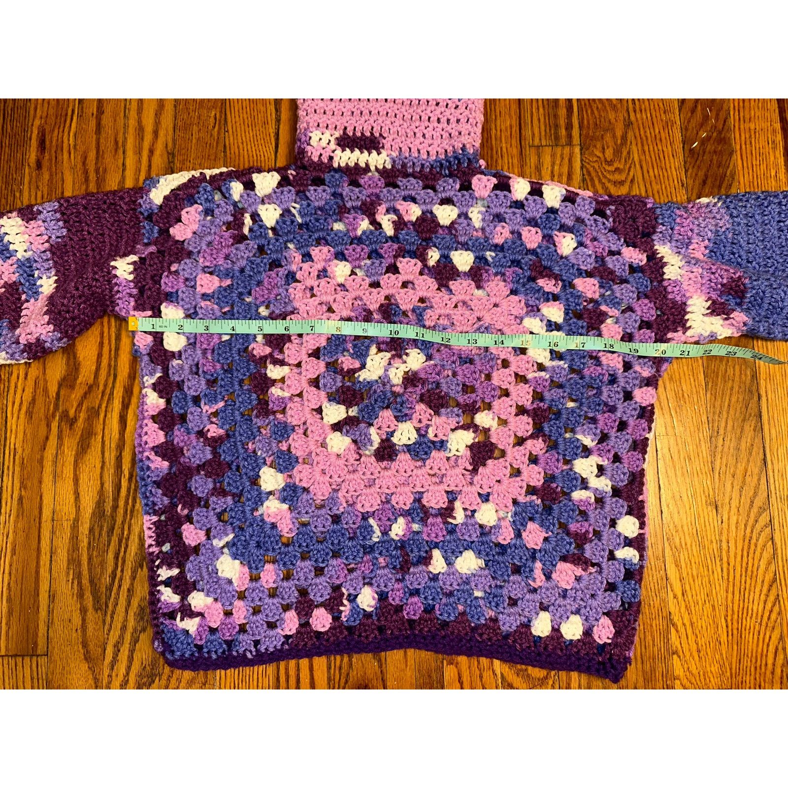 Vintage VINTAGE HAND CROCHET GRANNY SQUARE BOHO TURTLENECK SWEATER S Size S / US 4 / IT 40 - 4 Thumbnail
