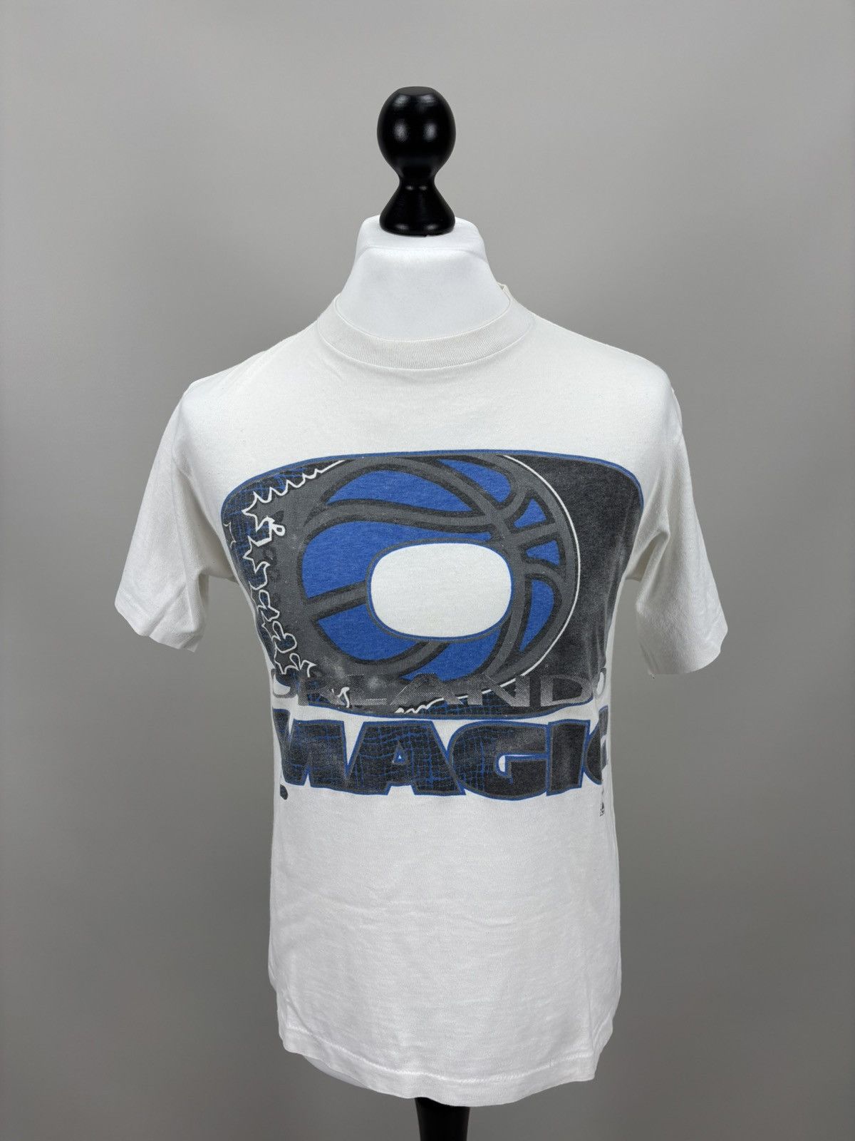 NBA × Starter × Vintage Mens vintage t shirt Starter Orlando Magic Size Small S/M Size US S / EU 44-46 / 1 - 2 Thumbnail