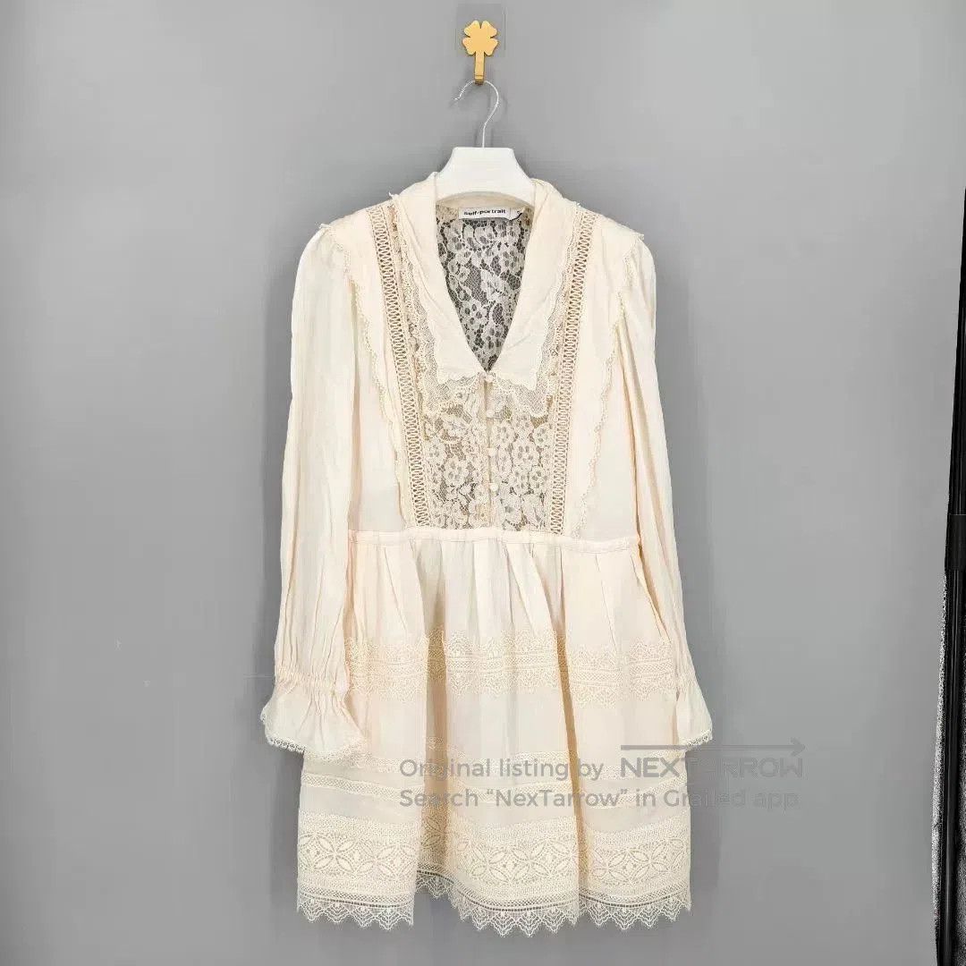 Self-Portrait Self-portrait White Lace V-neck Short-sleeve Dress. Size M / US 6-8 / IT 42-44 - 1 Thumbnail