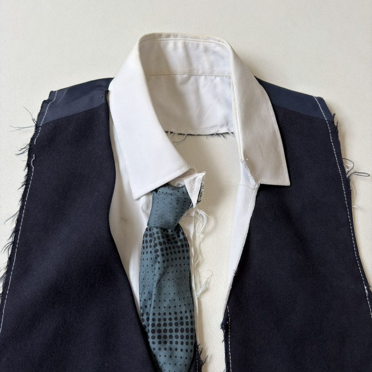 Maison Margiela ⓪ Artisanal Reworked Shirt+Tie+Vest Size US M / EU 48-50 / 2 - 8 Thumbnail