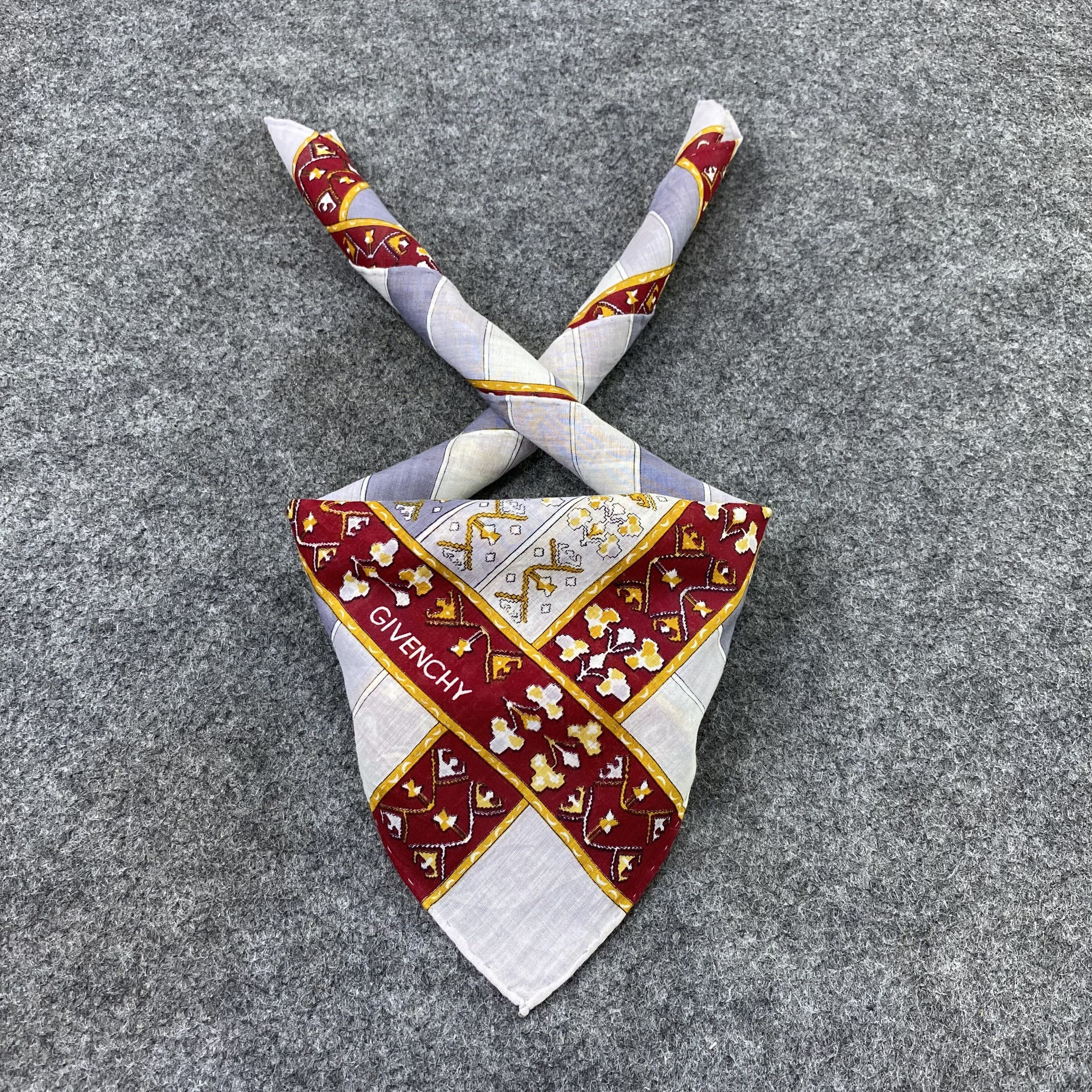 Givenchy Givenchy Handkerchief Neckerchief Bandana-B1840 Size ONE SIZE - 2 Thumbnail