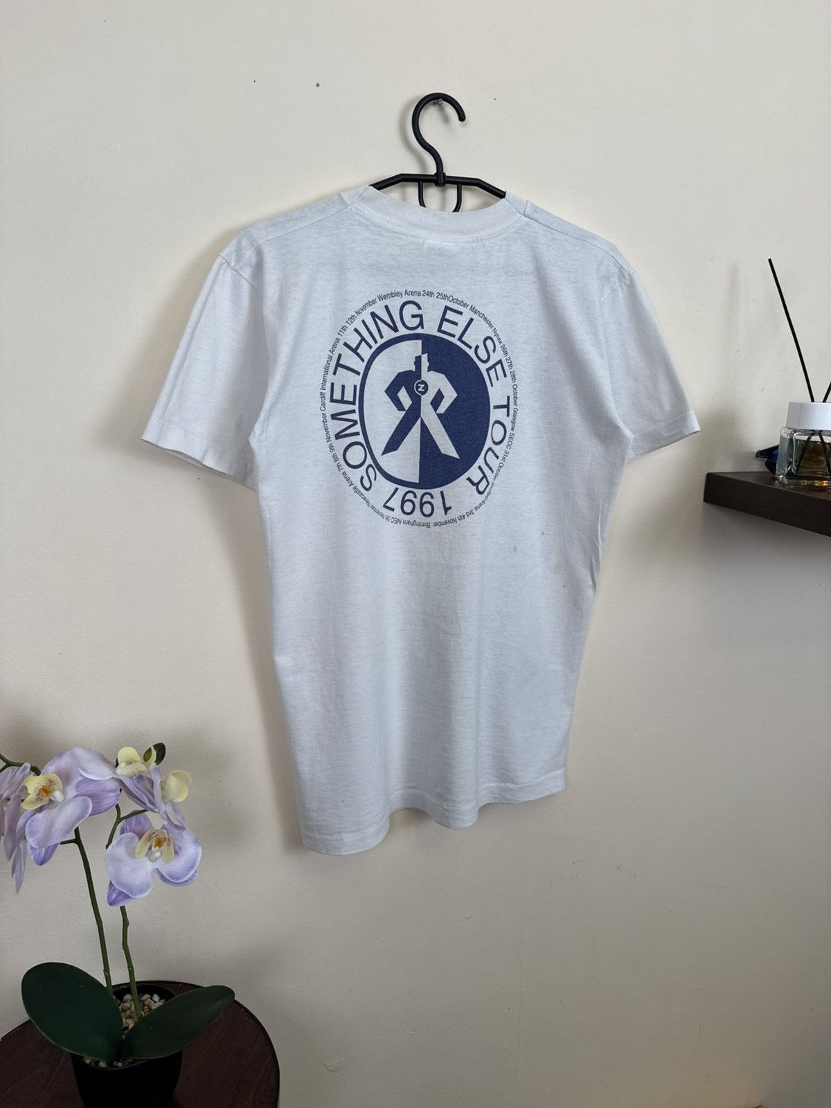 Other Vintage Boyzone T shirt 1997 Tour White Sz S Pop Band Size US S / EU 44-46 / 1 - 15 Thumbnail