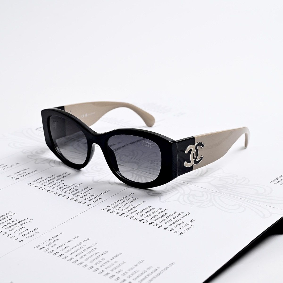 Chanel CHANEL 0CH5524 SUNGLASSES Size ONE SIZE - 1 Thumbnail