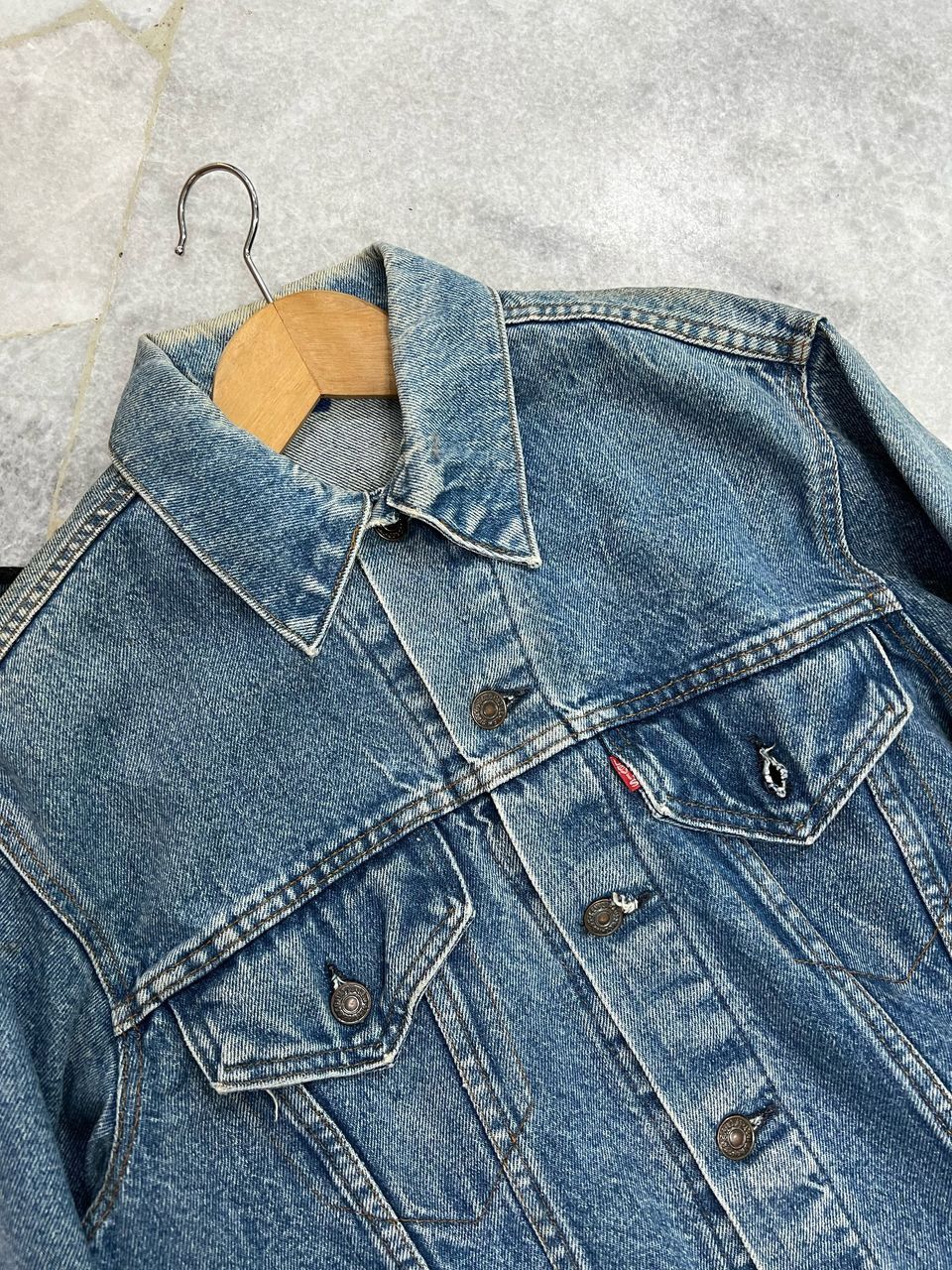 Levi's Levis 1970’s type3 Trucker Jacket Top Button 52 Size US M / EU 48-50 / 2 - 3 Thumbnail