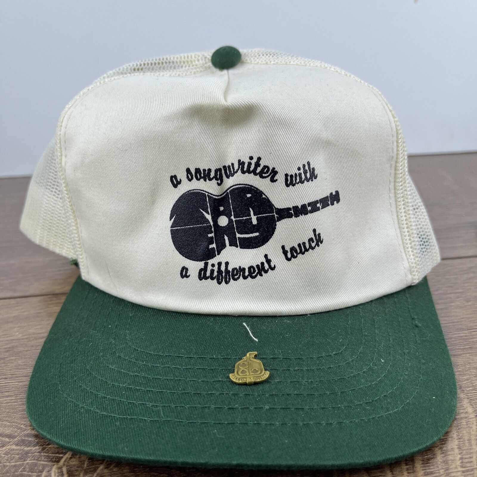 Other Song Writer with Different Touch Snapback White Adjustable H Size ONE SIZE - 4 Thumbnail