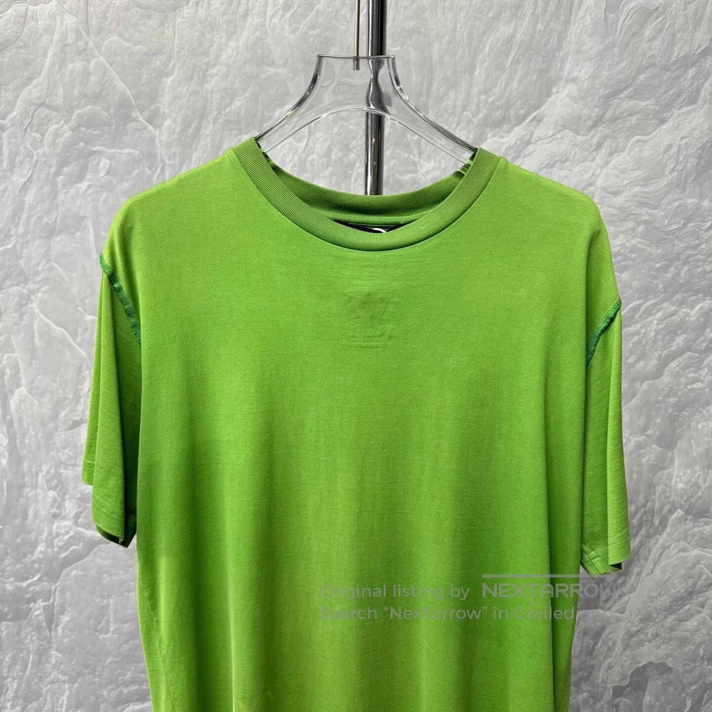 Louis Vuitton louis vuitton green embossed logo short sleeve tee. Size US XL / EU 56 / 4 - 3 Thumbnail