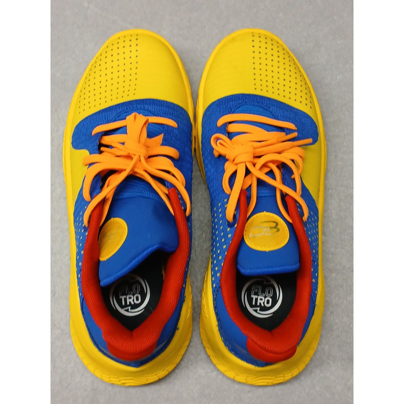 Under Armour Under Armour (8.5M/10W) Multicolor Stephen Curry NBA Shoes Size US 8.5 / EU 41-42 - 2 Thumbnail