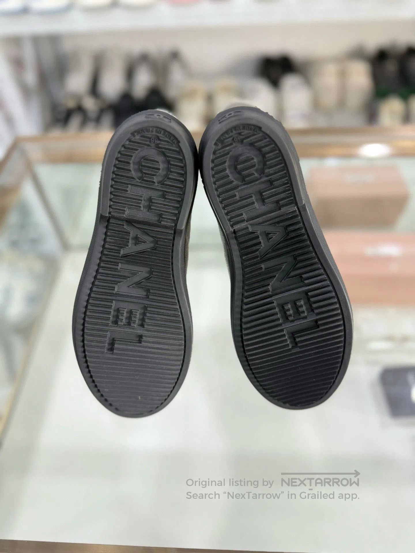 Chanel Chanel Black White Short Rain Boots. Size US 5 / IT 35 - 4 Thumbnail