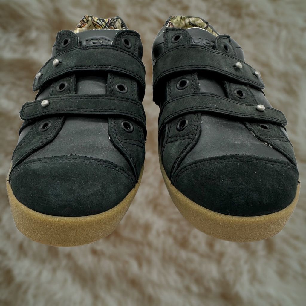Ugg UGG Landry Black Leather Sneakers Women's Size 5 Hook & Loop Closure Sneakers Size US 5 / IT 35 - 1 Thumbnail