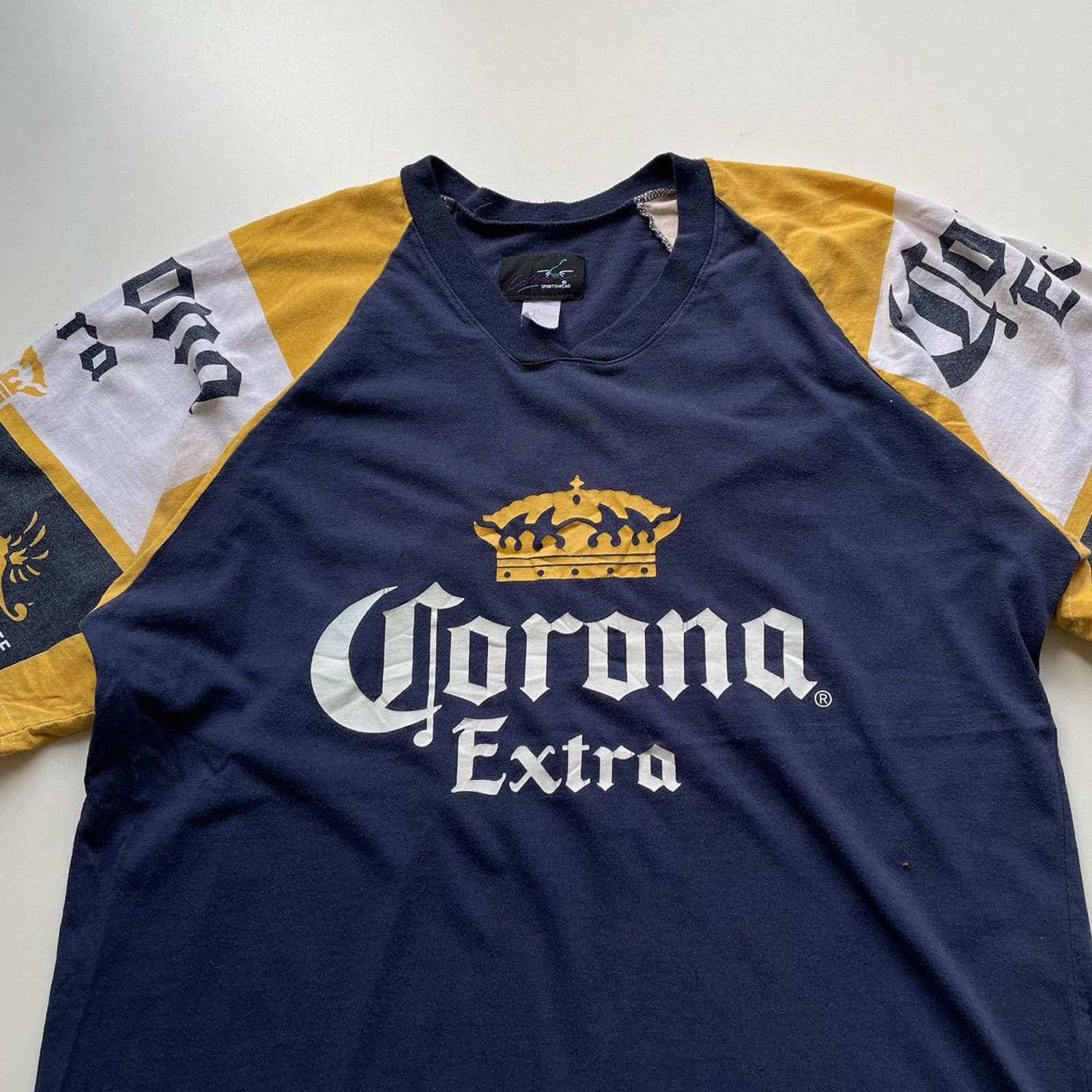 Vintage Vintage 90s Corona Beer Promo Graphic T Shirt Men's XL Rare Size US XL / EU 56 / 4 - 2 Thumbnail