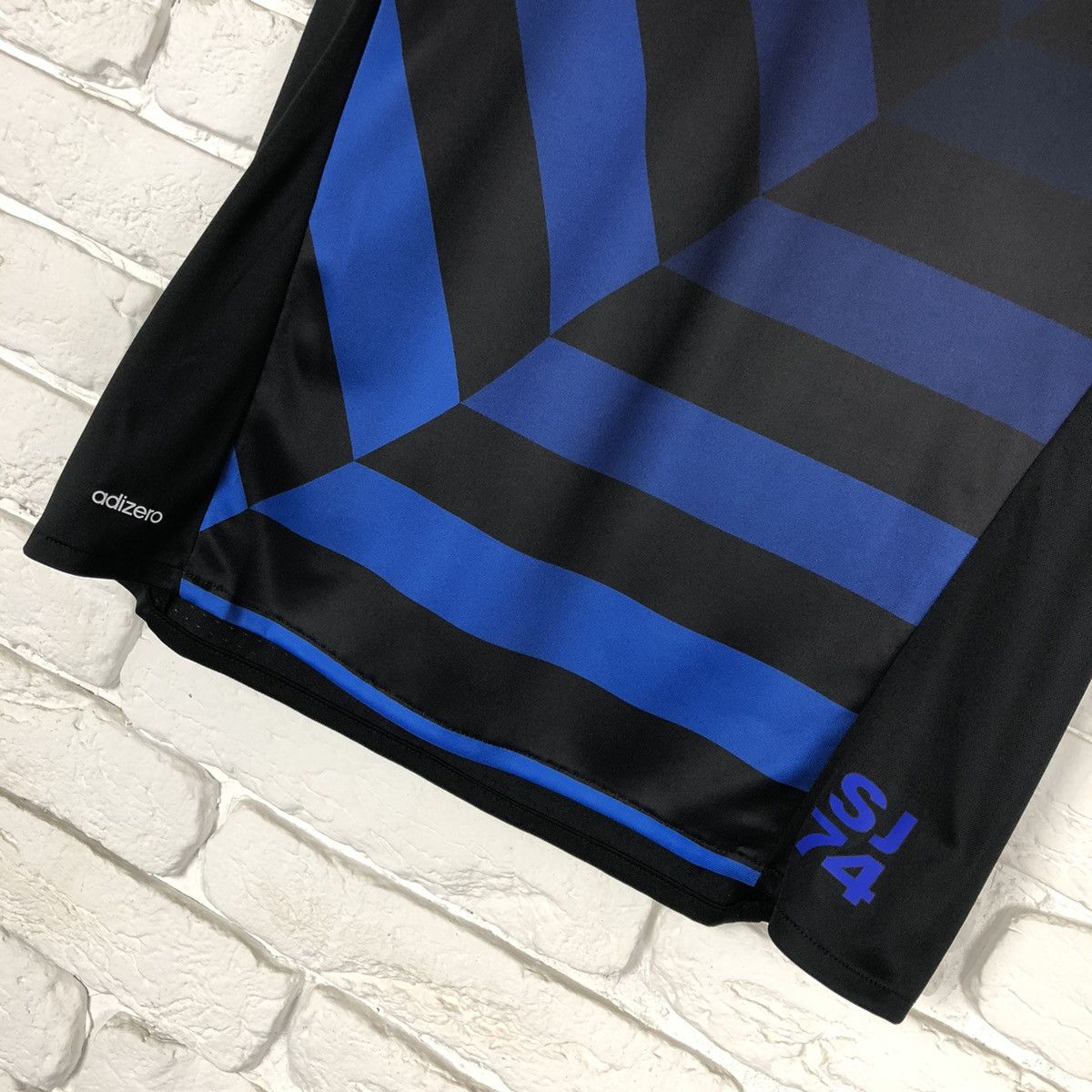 Adidas San Jose Earthquakes #3 Affolter Match Worn 2017 2018 jersey Size US M / EU 48-50 / 2 - 4 Thumbnail