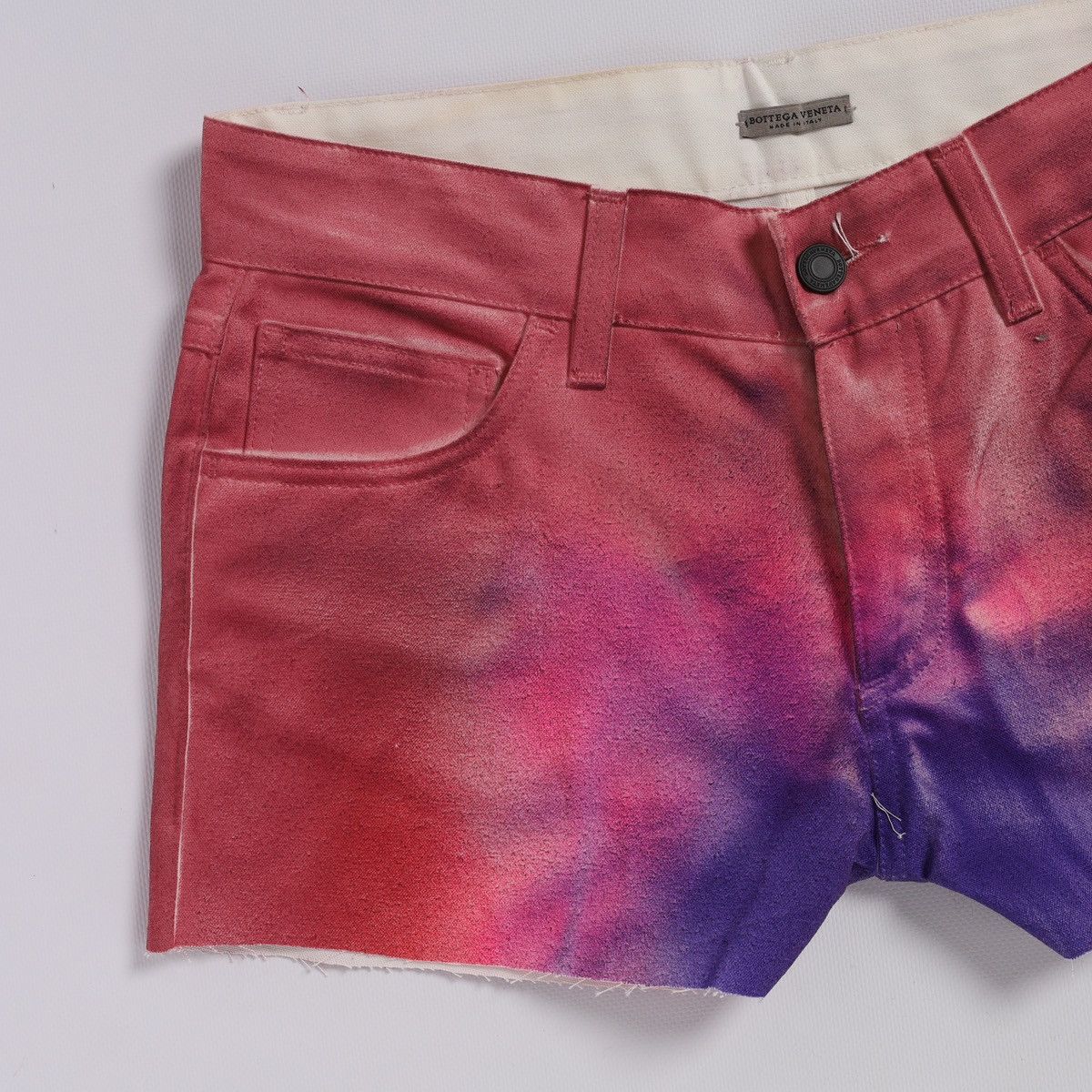 Bottega Veneta Bottega Veneta Tye Dye Multicolor Cropped Jeans Denim Shorts Size 27" / US 4 / IT 40 - 2 Thumbnail