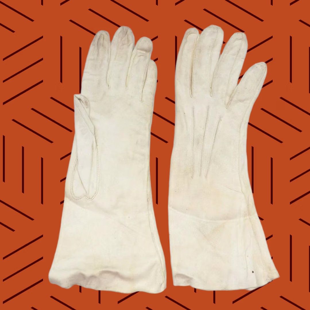 MCM VINTAGE Boyce Lazarus Fashion Gloves White Leather Size 7-1/2 MCM Size ONE SIZE - 1 Thumbnail