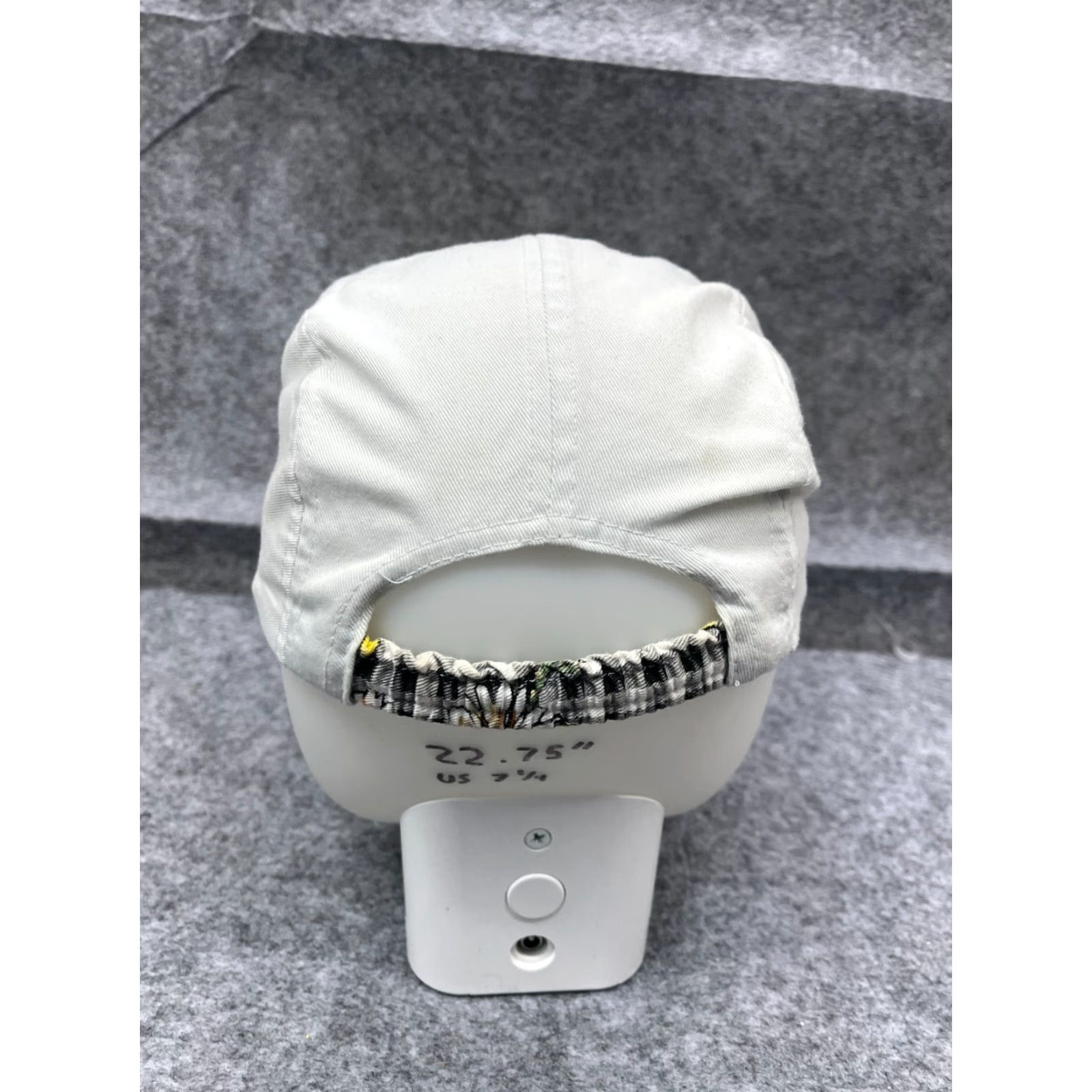 Mickey Unlimited Disney Mickey Mouse Hat Cap Fitted Adult Plaid White Floral Elastic 5 Panel Size ONE SIZE - 6 Thumbnail