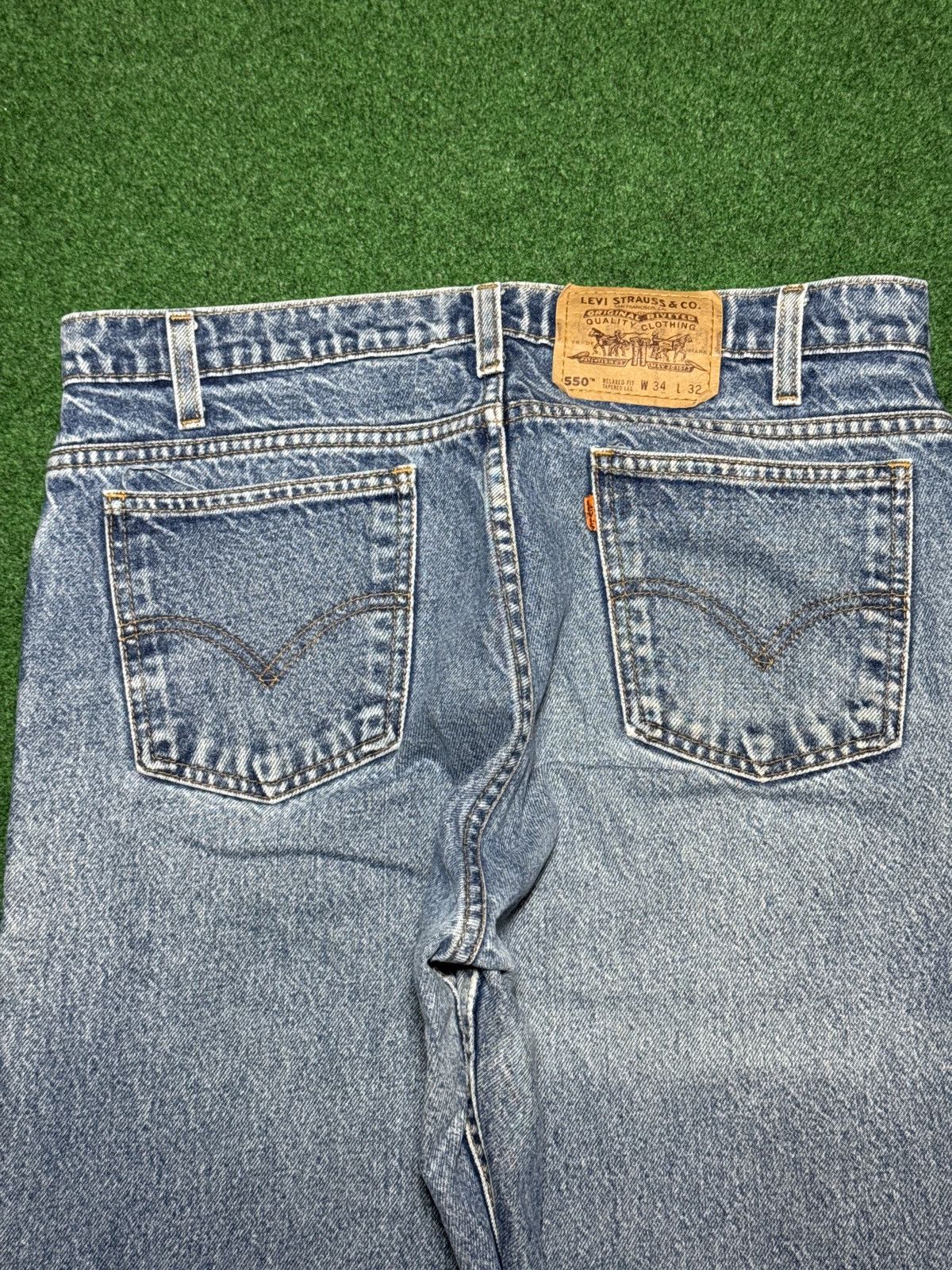 Levi's Vintage Clothing Levis 550 Relaxed Orange Tab Perfect Wash 34x32 90s Jeans Size US 34 / EU 50 - 3 Thumbnail