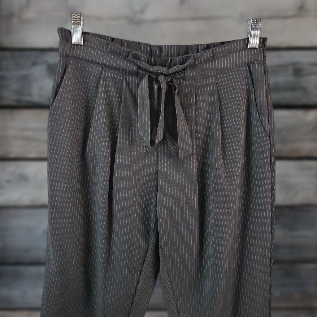Ramy Brook Ramy Brook Womens Cropped Pants Sz S Black Stripe Tie Waist Pants Cropped Womens Black Stripe Tie Waist 90s? Size 28" / US 6 / IT 42 - 1 Thumbnail