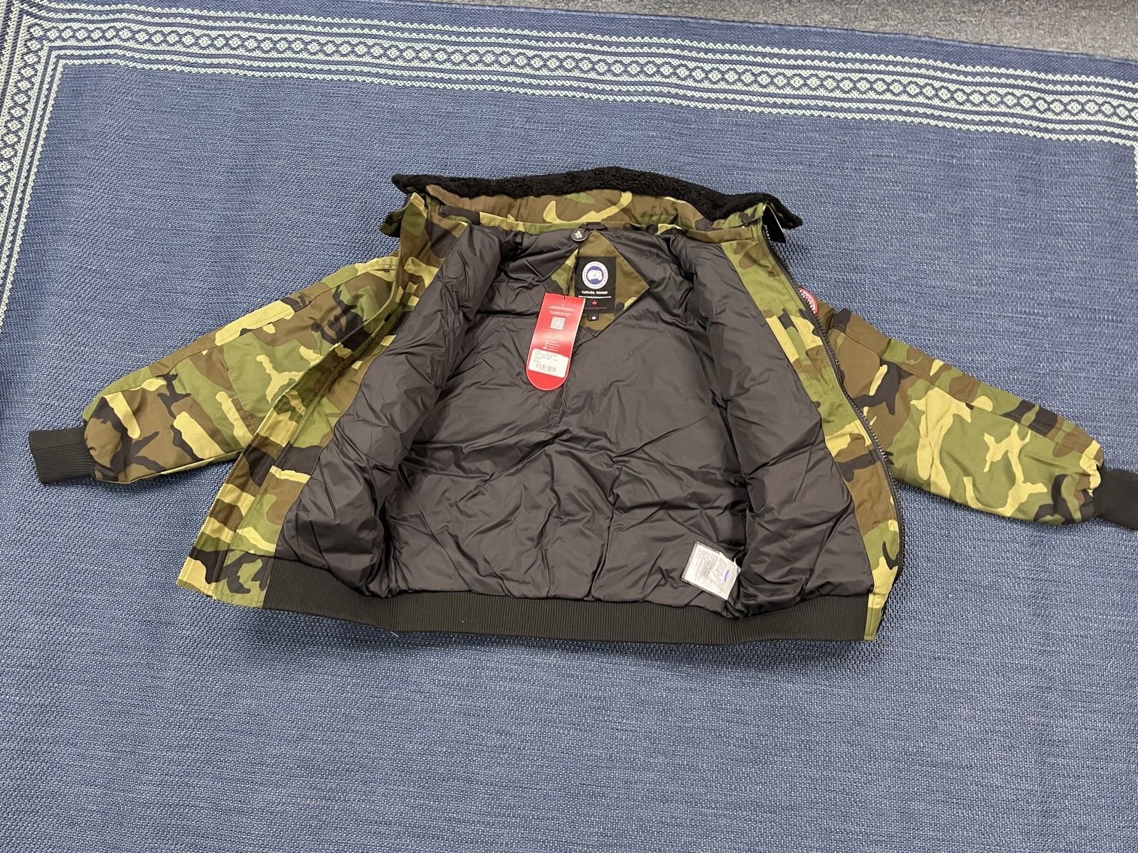Canada Goose Canada Goose Bromely Bomber Jacket Size Large Size US L / EU 52-54 / 3 - 7 Thumbnail
