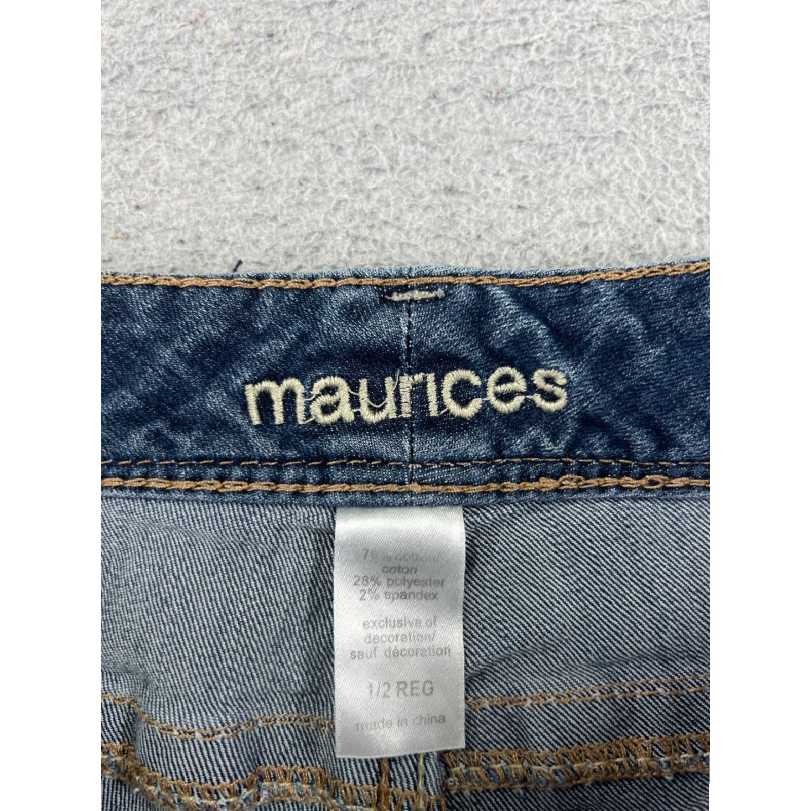 Vintage Maurices Shorts Womens Denim Blue 1 Low Rise 27x5 Cut-Off 5-Pocket Stretch Cotton Blend Gift-ready Casual Beach Dance Size 25" / US 0 / IT 36 - 7 Thumbnail