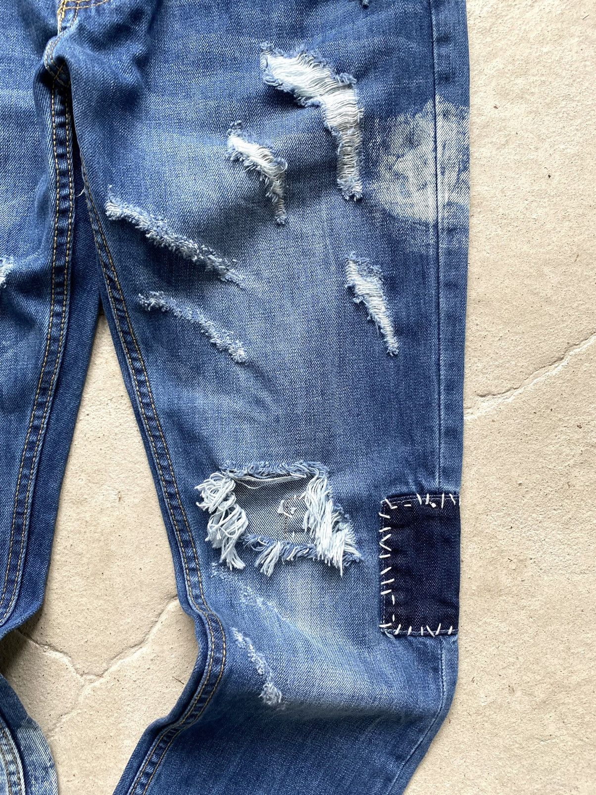 Dsquared2 Vintage Dsquared2 Distressed Patchwork Denim Pants Size US 34 / EU 50 - 7 Thumbnail