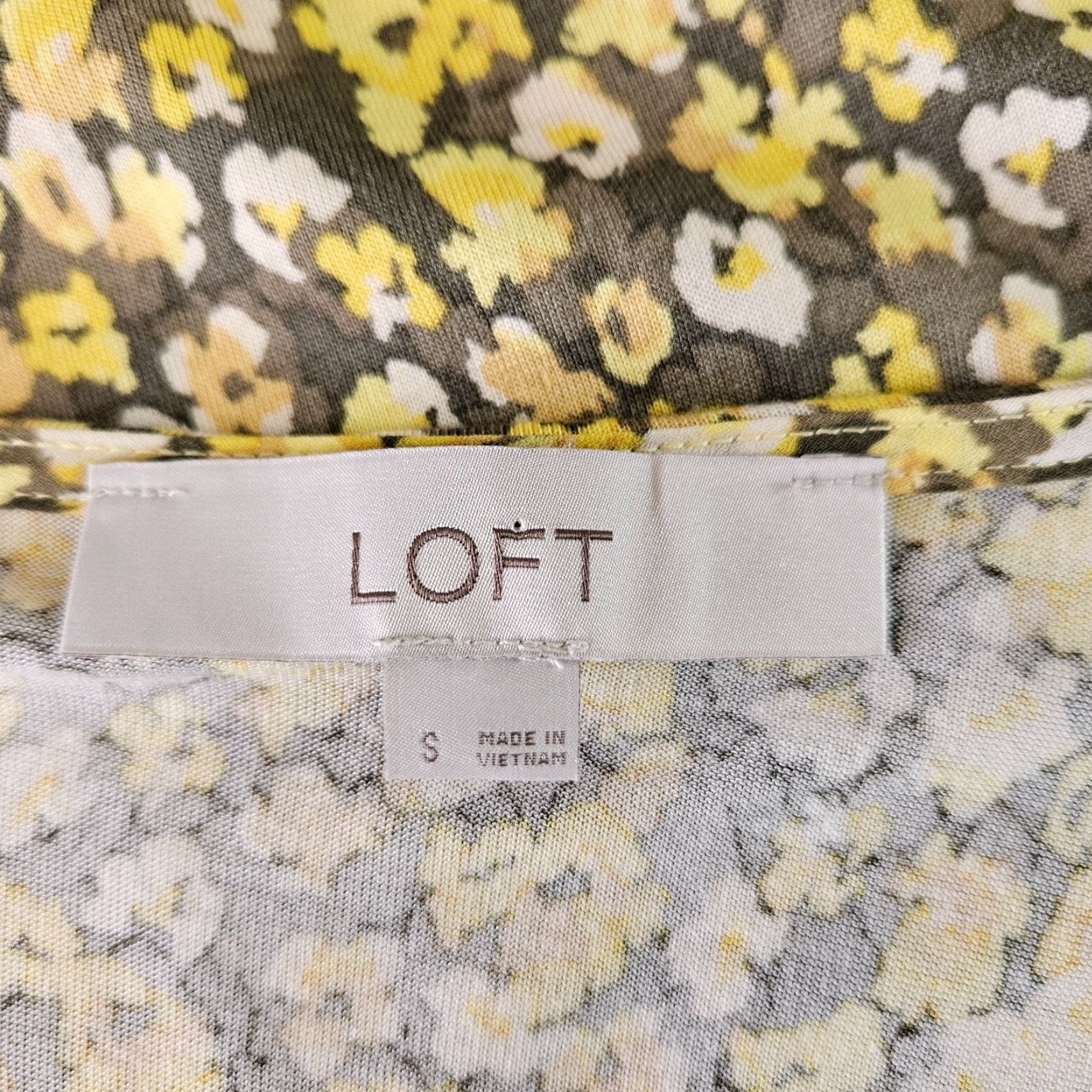 Loft LOFT Ann Taylor Womens Top Blouse Floral Long Sleeve V-Neck Yellow Gray S Shirt Womens Size S / US 4 / IT 40 - 5 Thumbnail