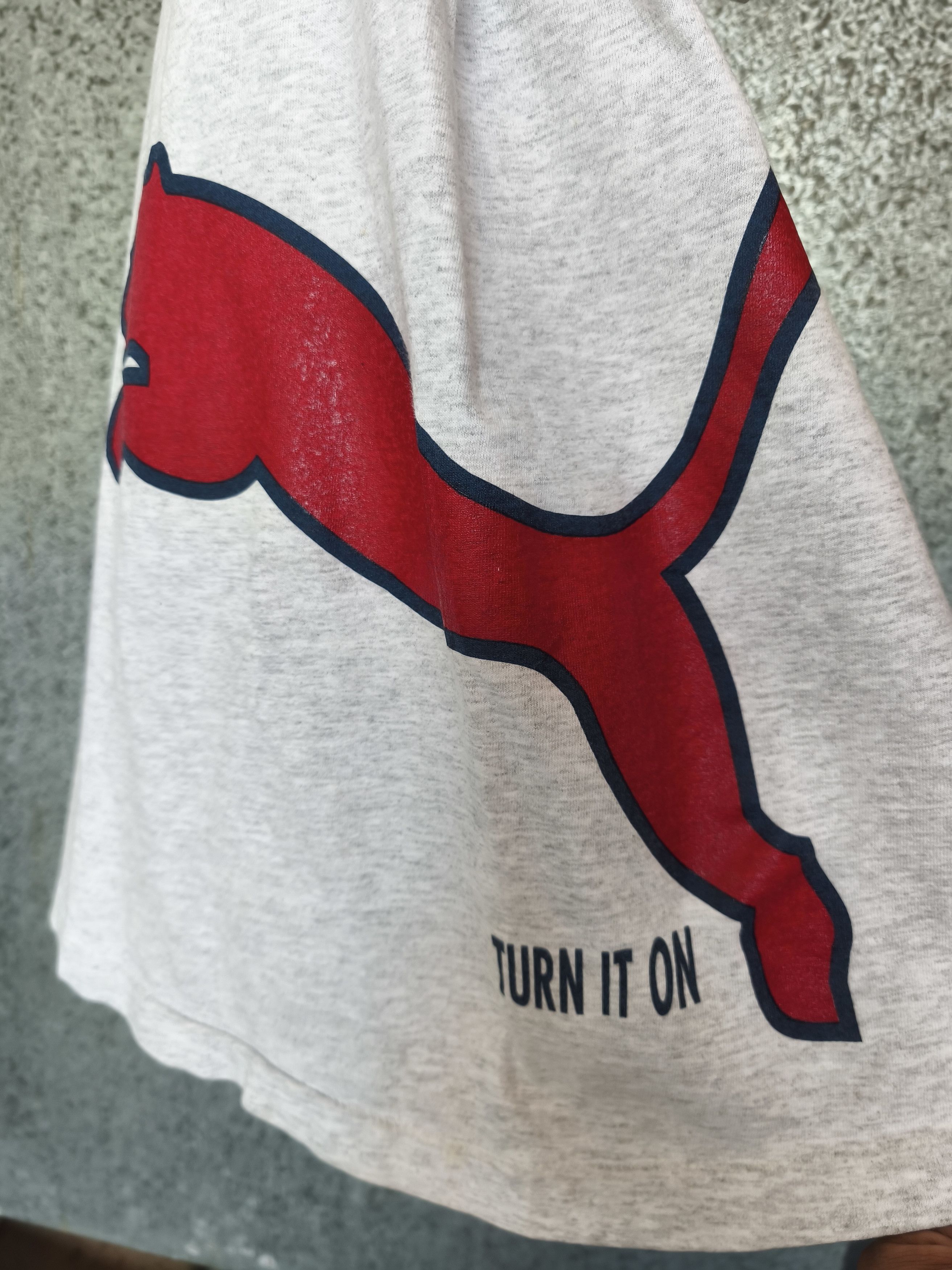 Puma 🔥 Vintage 90s Vintage Puma t shirt big logo single stitch Size US M / EU 48-50 / 2 - 4 Thumbnail