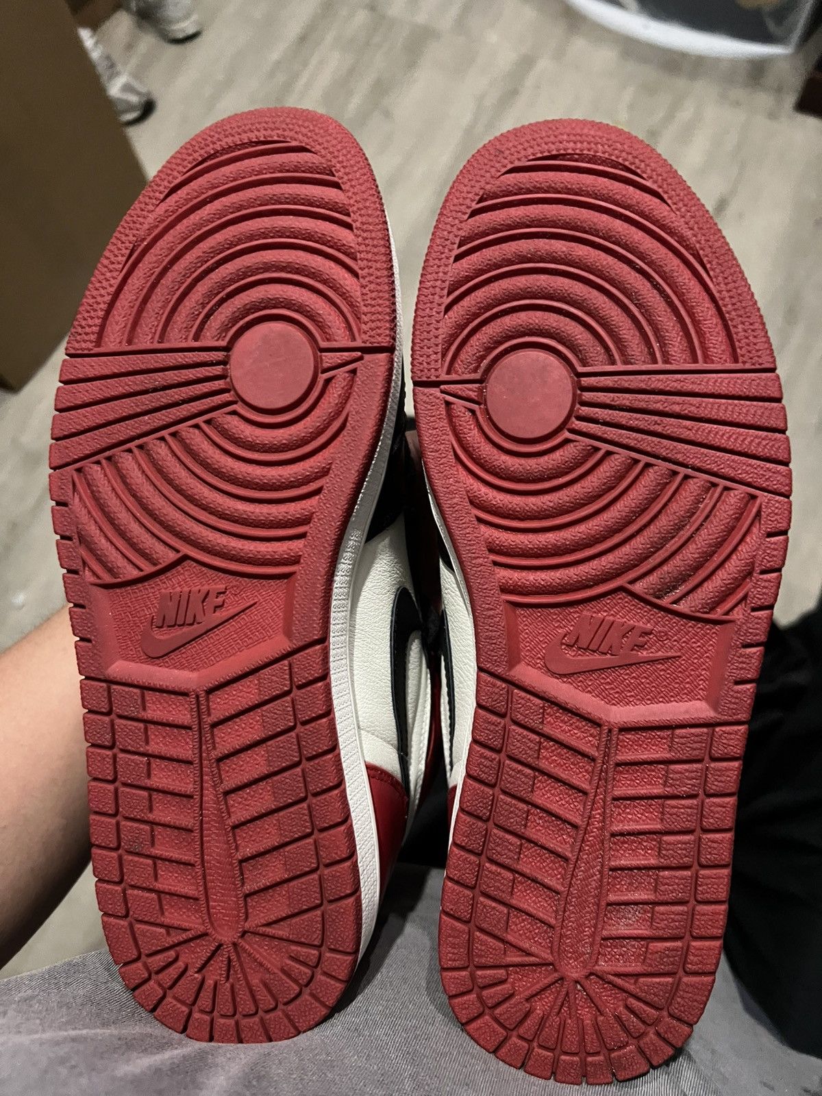 Jordan Brand Air Jordan 1 Bred Toe Size US 9 / EU 42 - 4 Thumbnail