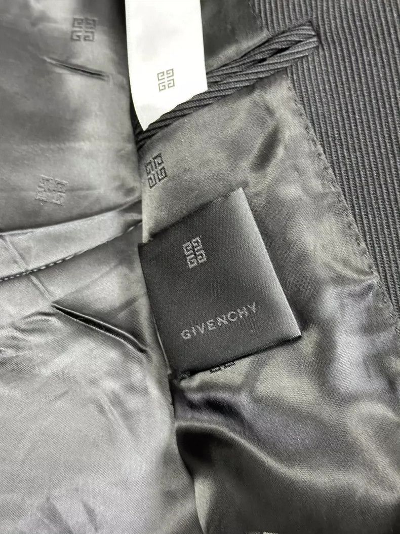 Givenchy Givenchy Black Buckle Casual Suit / Size 46 Size US XL / EU 56 / 4 - 7 Thumbnail