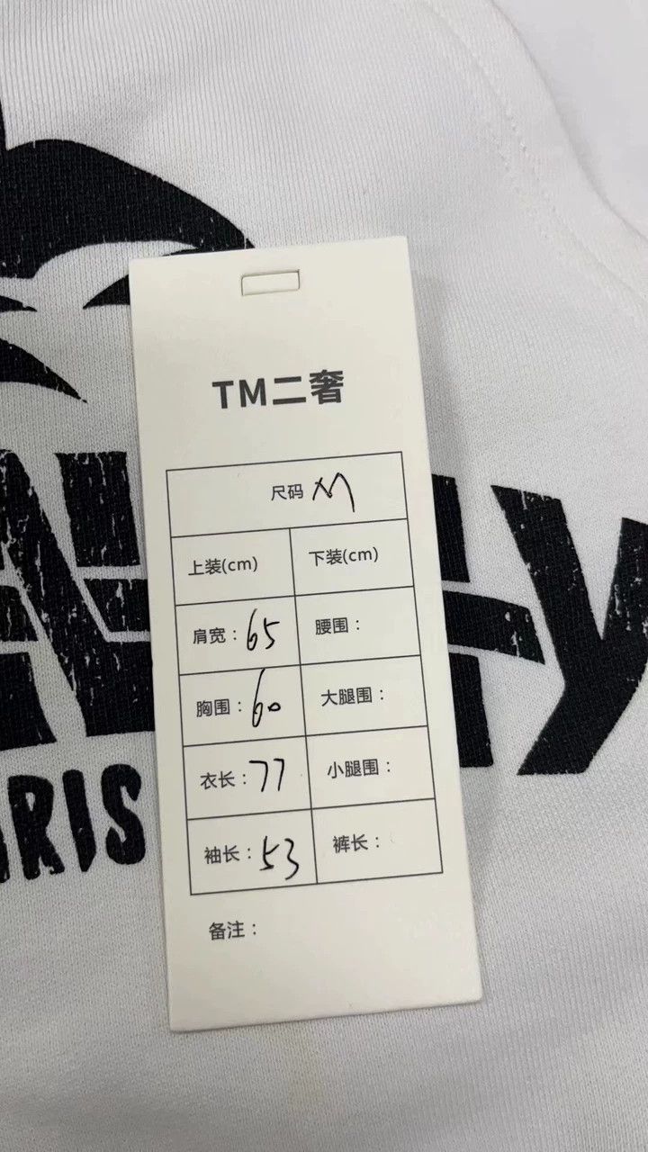 Givenchy Givenchy Pocket Letter Logo Hoodie Size US M / EU 48-50 / 2 - 5 Thumbnail