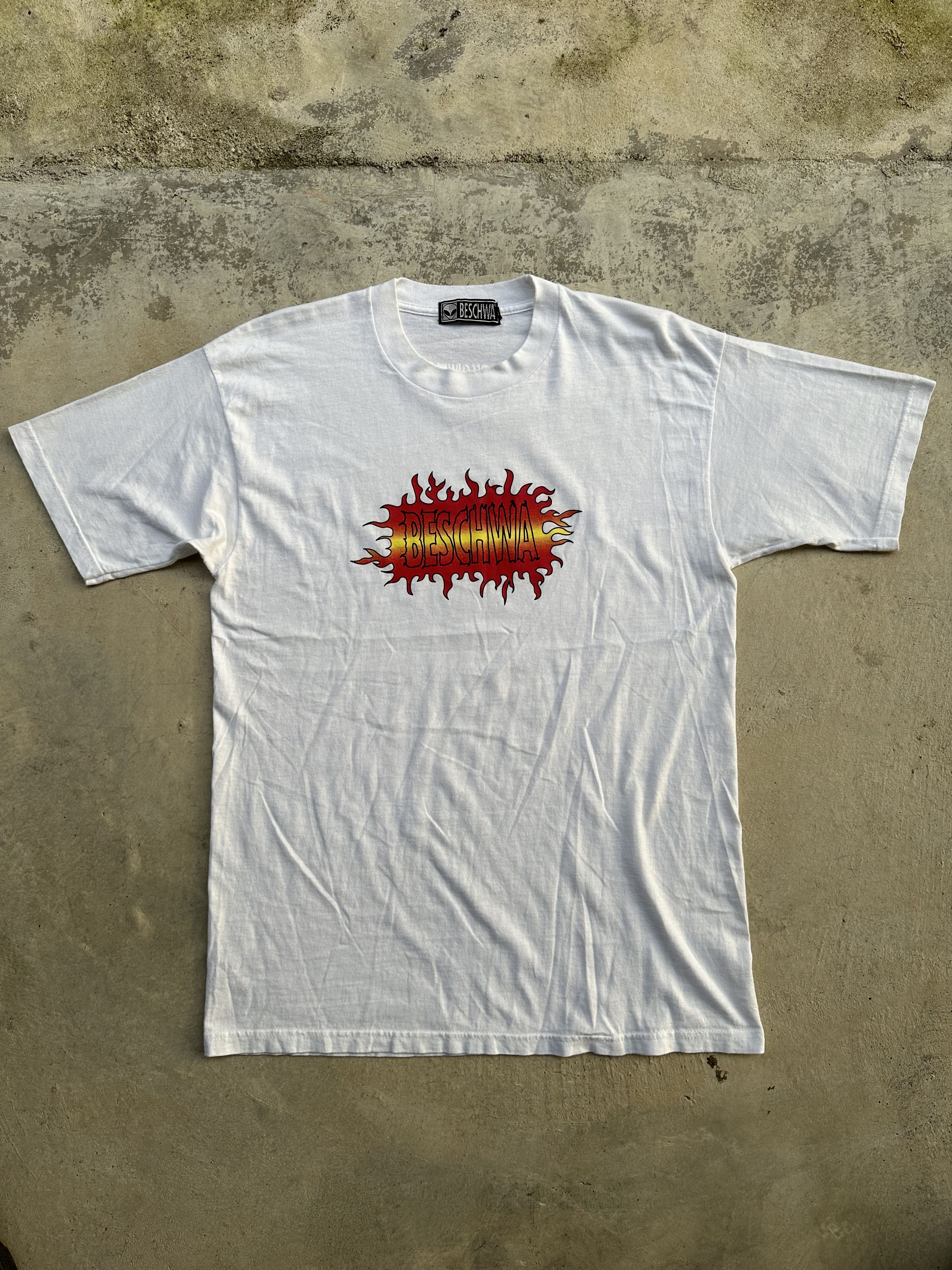 Alien Workshop Vintage 90s Beschwa Flare Center Logo Tee Size US L / EU 52-54 / 3 - 1 Thumbnail