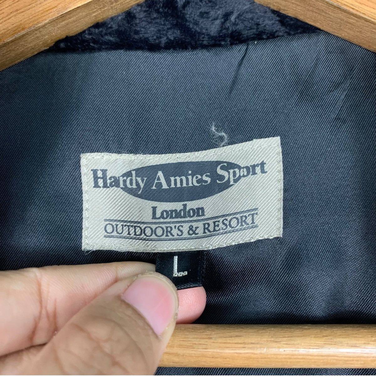 Hardy Amies HARDY AMIES LONDON Embroidery Logo Velvet Jacket #1863-C81 Size US L / EU 52-54 / 3 - 15 Thumbnail