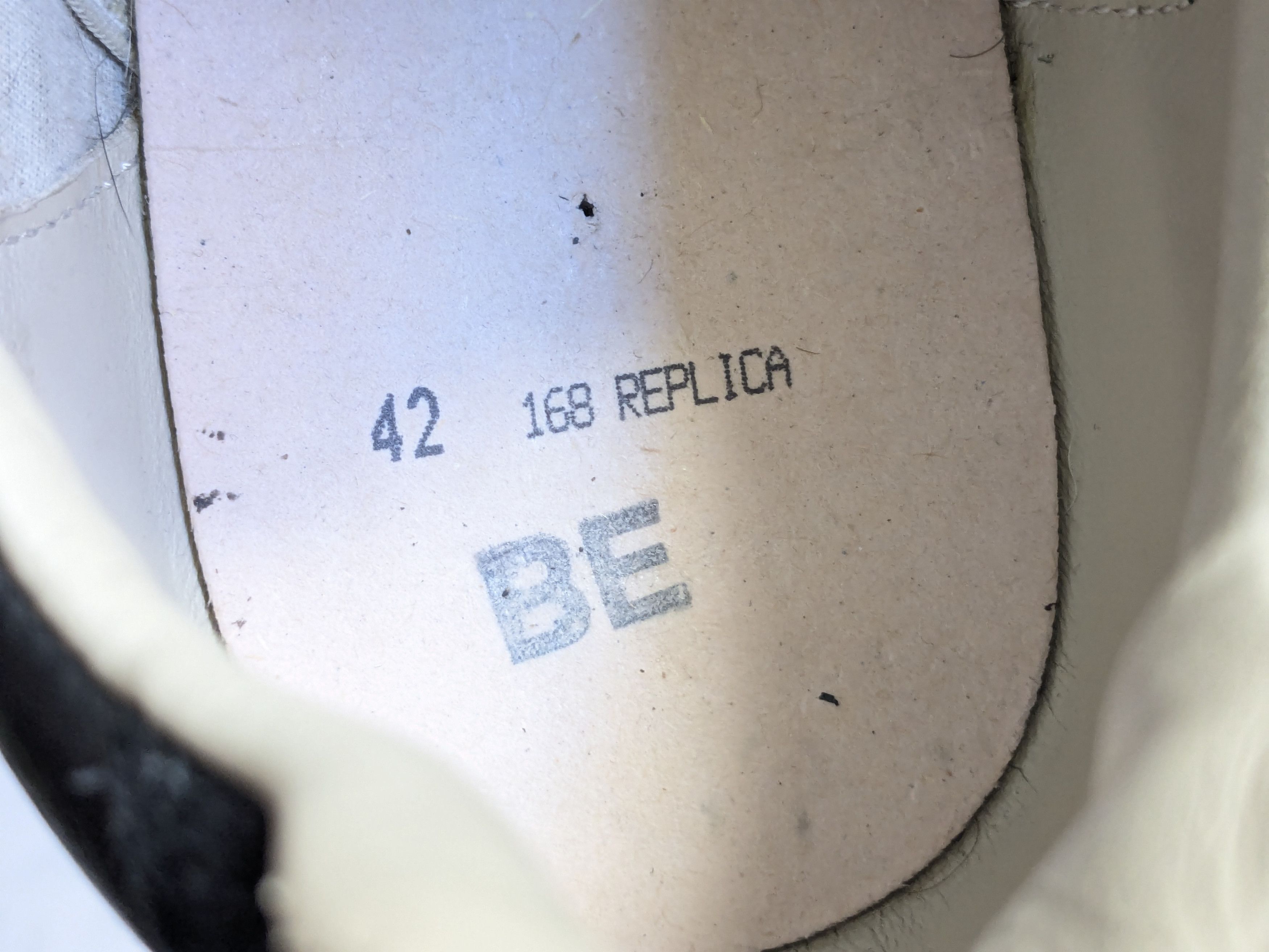 Maison Margiela Maison Margiela black pewter paint sneaker paint 9 42 Size US 9 / EU 42 - 6 Thumbnail