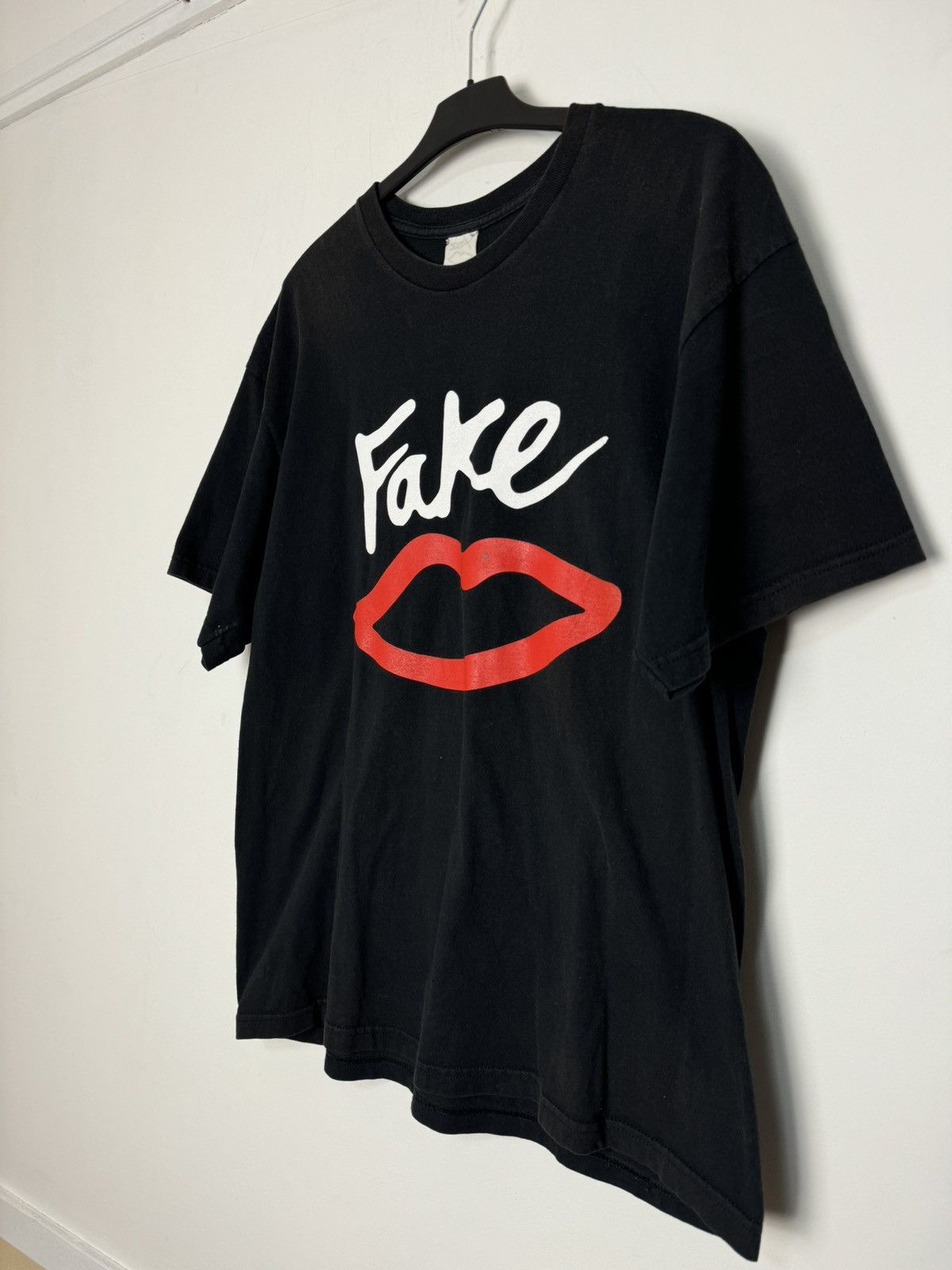 Vintage Vintage sex skateboarding “fake” tee y2k skate style Size US XL / EU 56 / 4 - 1 Thumbnail