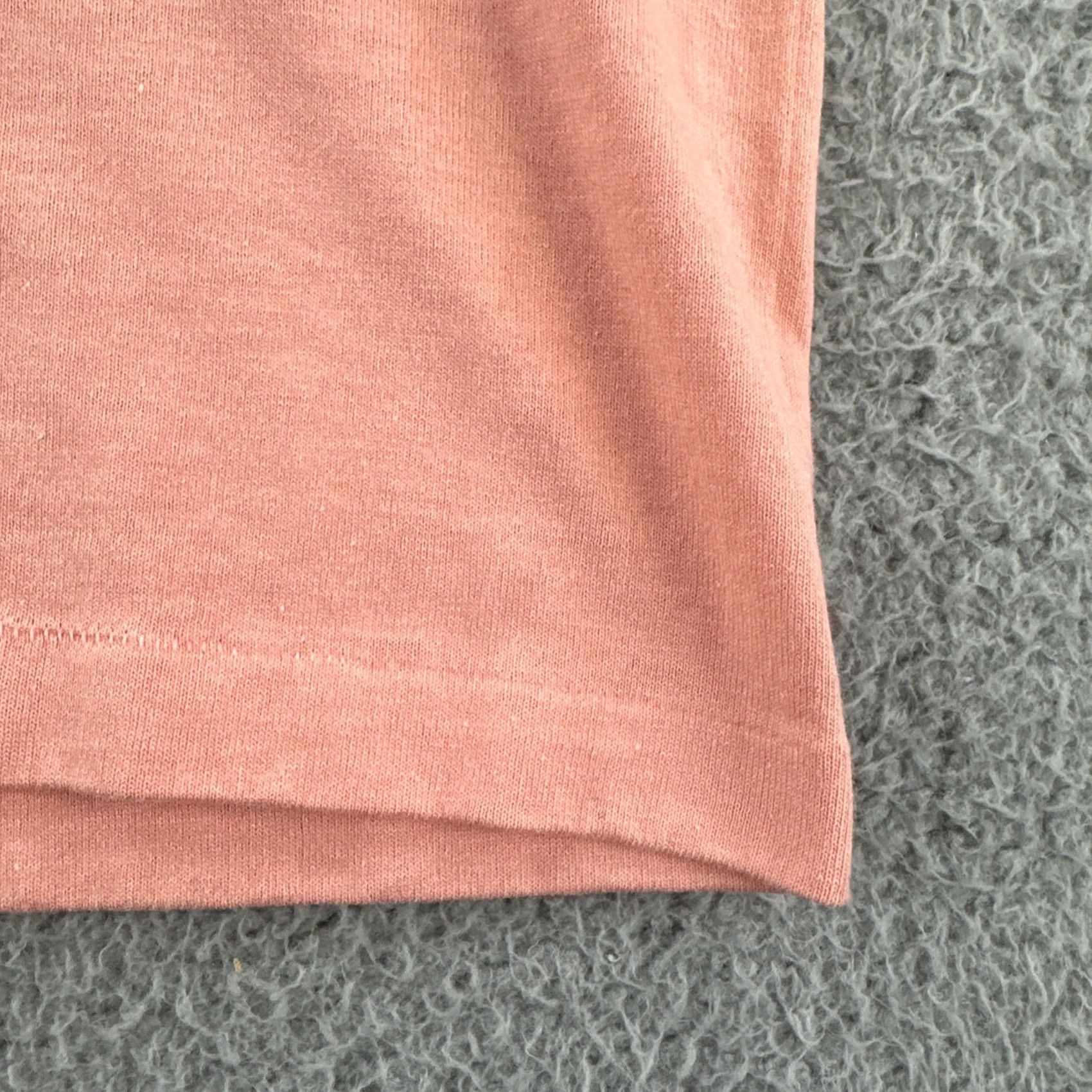 Vintage VINTAGE Oneita Power/50 Men’s L Pink Short Sleeve Crew Neck T-Shirt 90s USA Mens Size US L / EU 52-54 / 3 - 7 Thumbnail