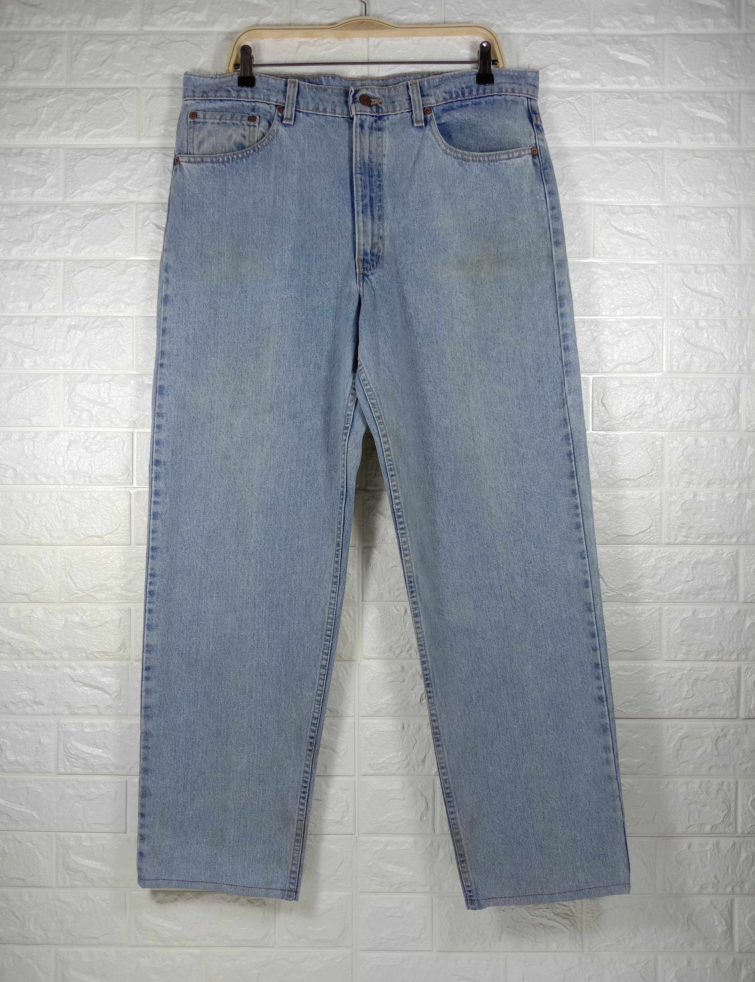 Image of Levis x Levis Vintage Clothing Vintage 90's Levi’S 555 Jeans Light Wash Relaxed Fit Denim in Blue (