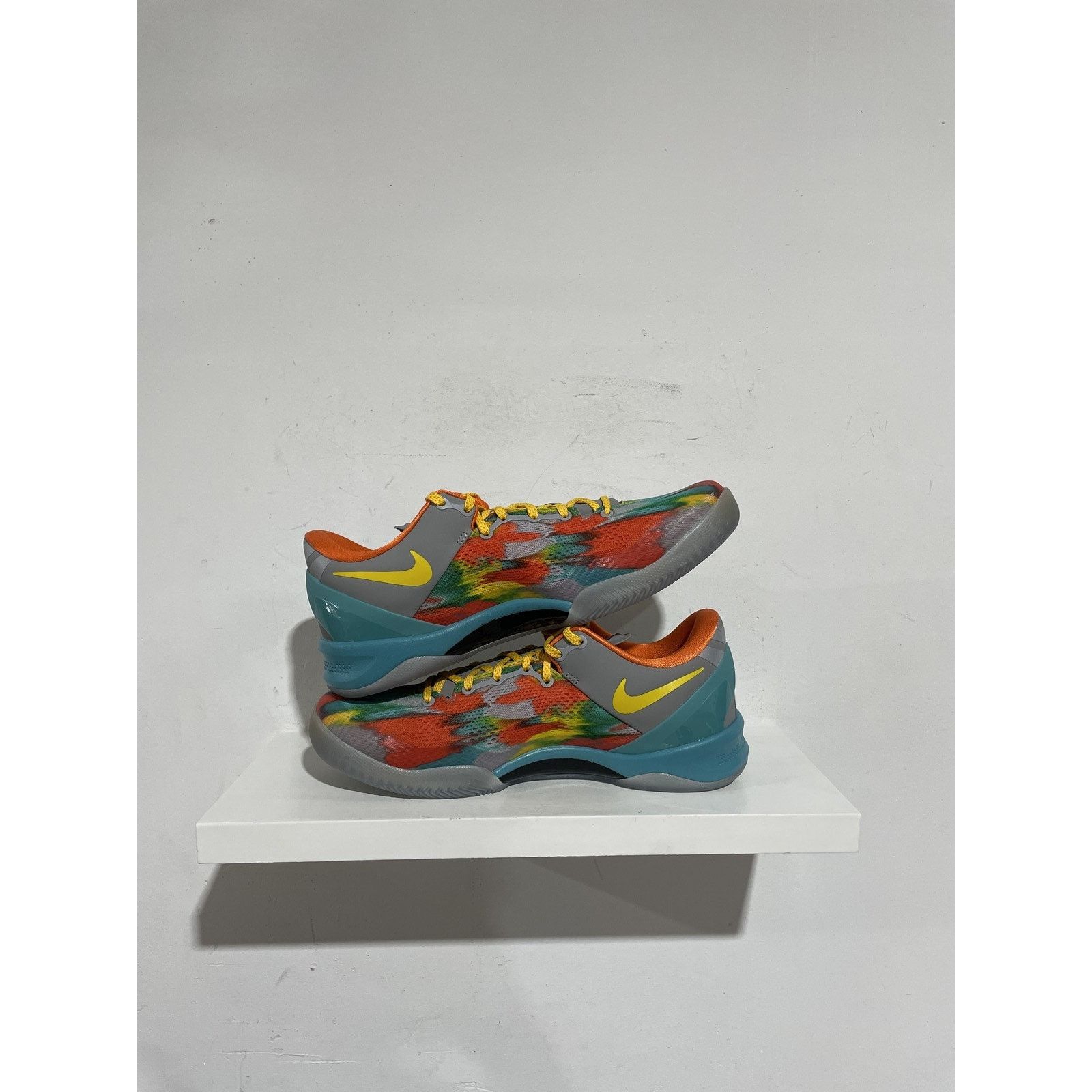 Nike NIKE KOBE 8 PROTRO VENICE BEACH SIZE 9.5 NEW Size US 9.5 / EU 42-43 - 2 Thumbnail