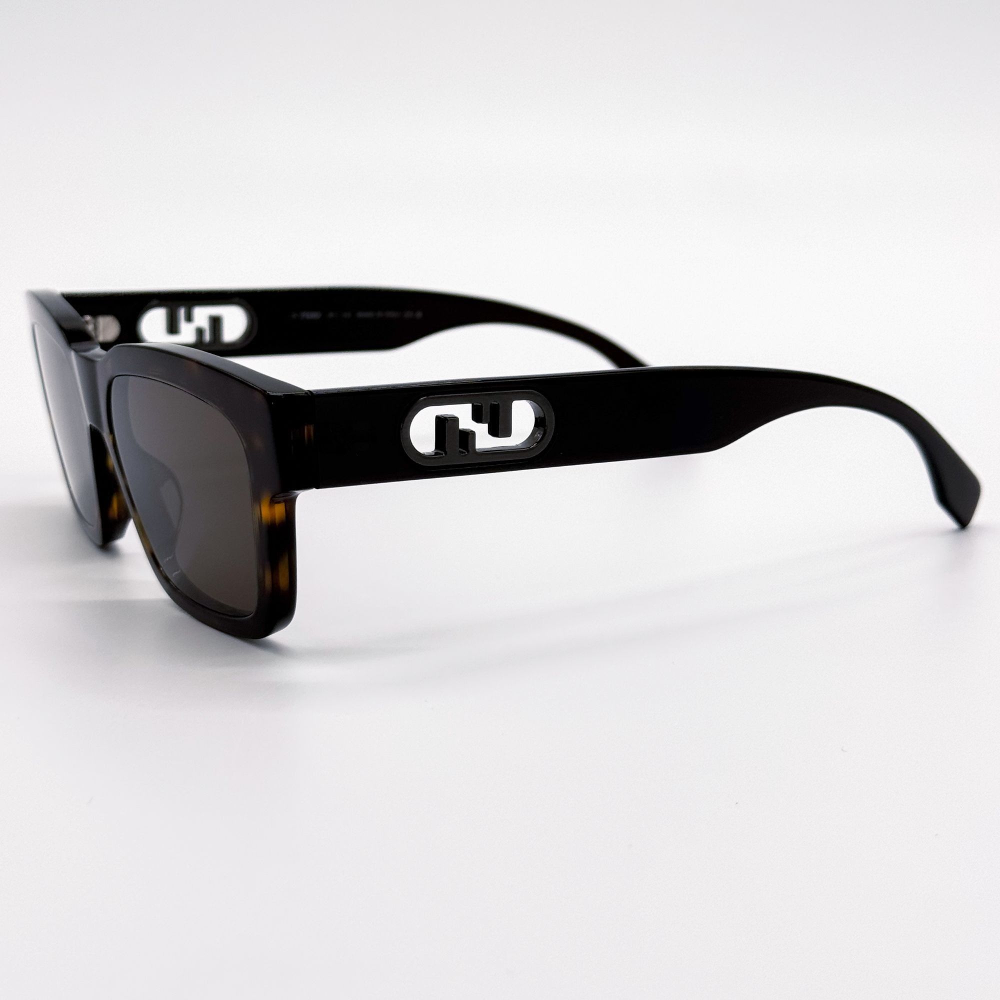 Fendi NEW FENDI SUNGLASSES FE40107I 52E HAVANA UNISEX EYEWEAR Size ONE SIZE - 8 Thumbnail
