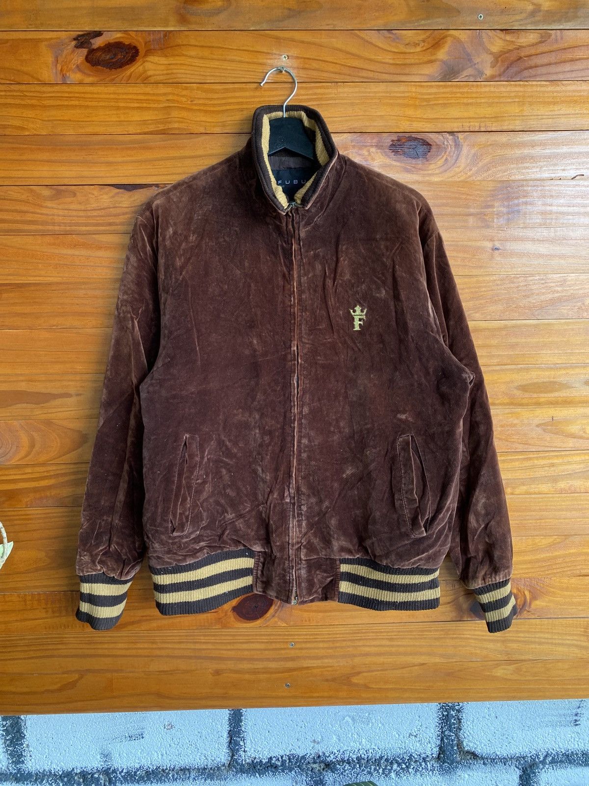Fubu Vintage FUBU Brown Velvet Bomber Jacket – 90s Hip Hop Size US M / EU 48-50 / 2 - 3 Thumbnail