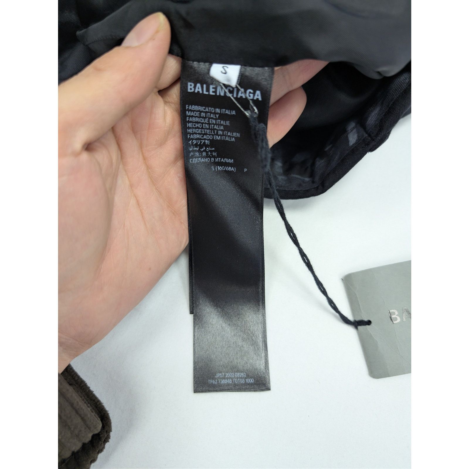 Balenciaga o1rshd1 Fluid Wool Barathea Skater Tailored Pants in Black Size US 30 / EU 46 - 16 Thumbnail