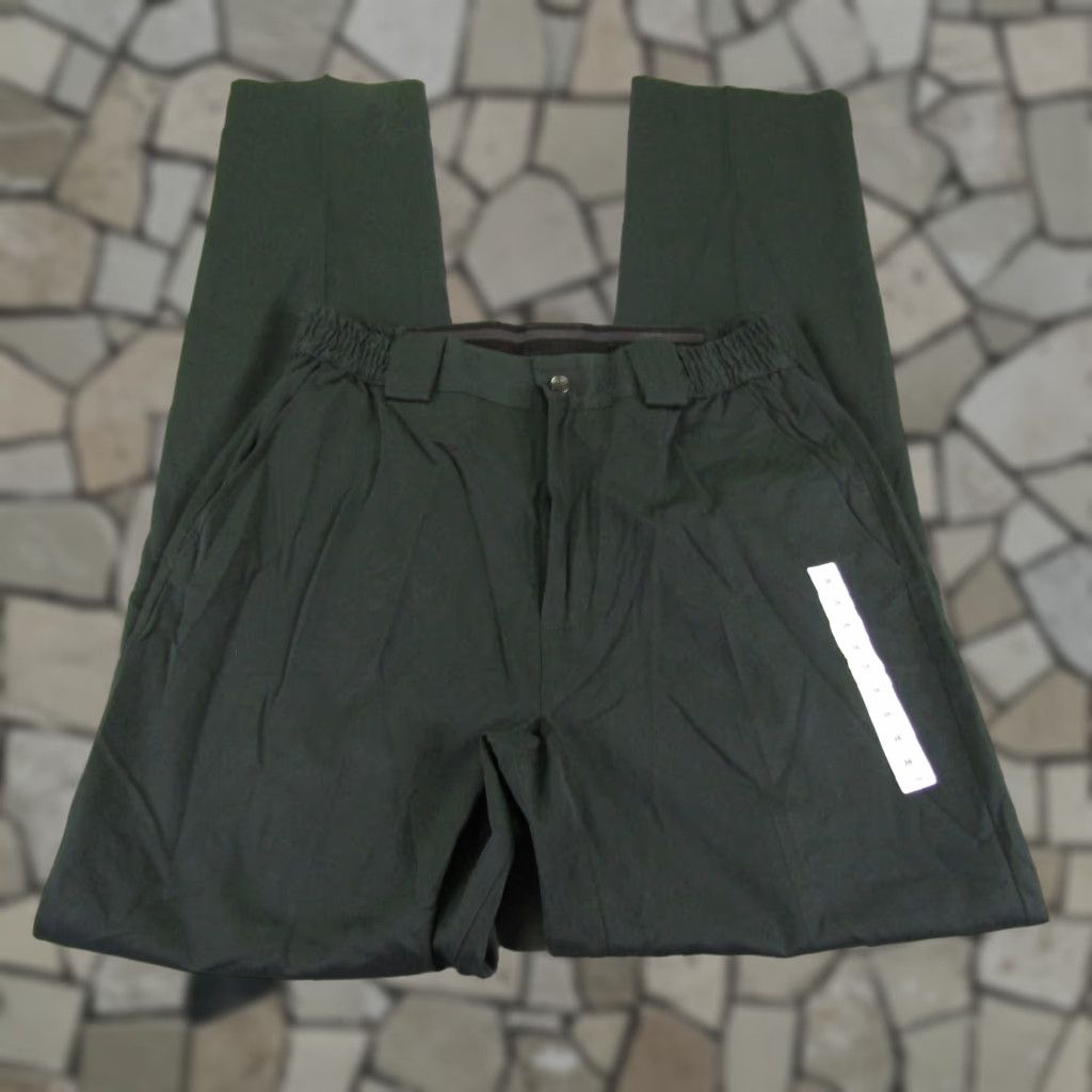 Vintage VINTAGE 5.11 Tactical Series Pants Mens 36 Green Chino Pleated Utility Uniform Unhemmed Regular Straight 38 Inseam Mens 5.11 Tactical Size US 32 / EU 48 - 1 Thumbnail